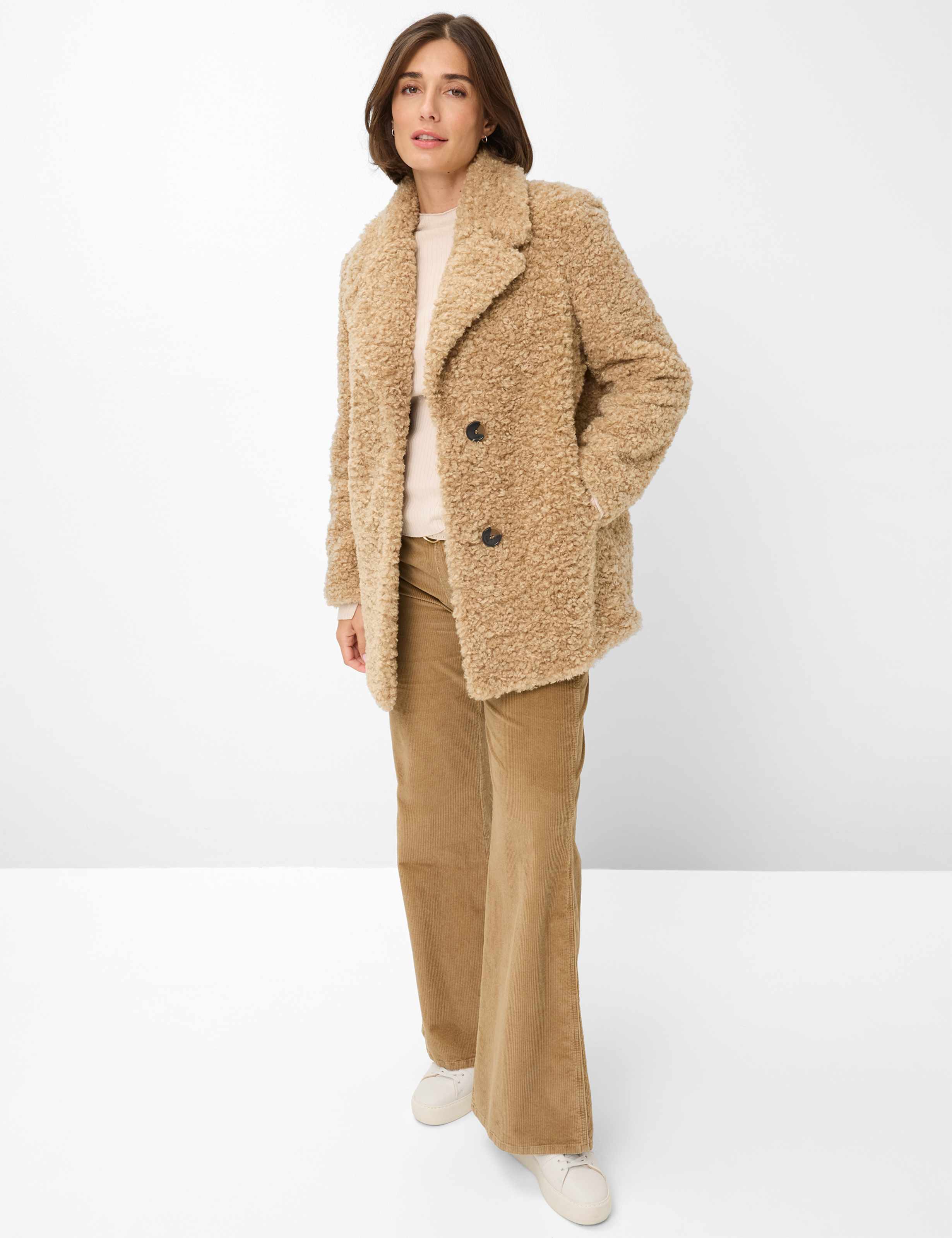 Damen Style HELSINKI Hellbraun  Model Outfit