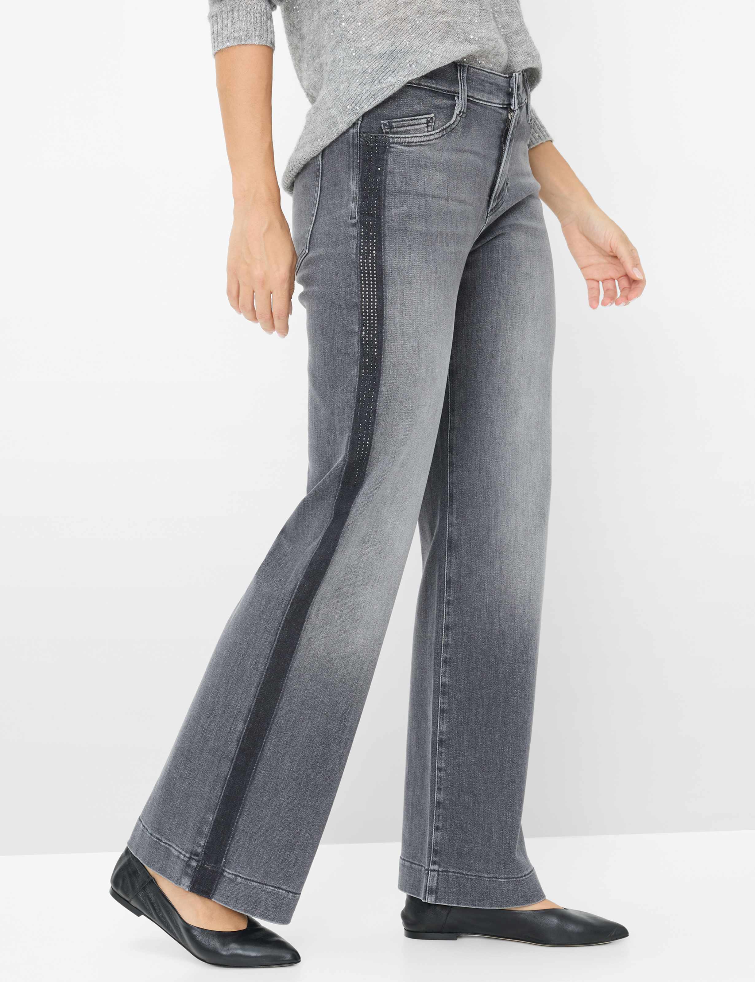 Thumbnail - Brax Damen Five-Pocket-Hose Style MAINE USED LIGHT GREY, denim hellgrau, Gr. 42