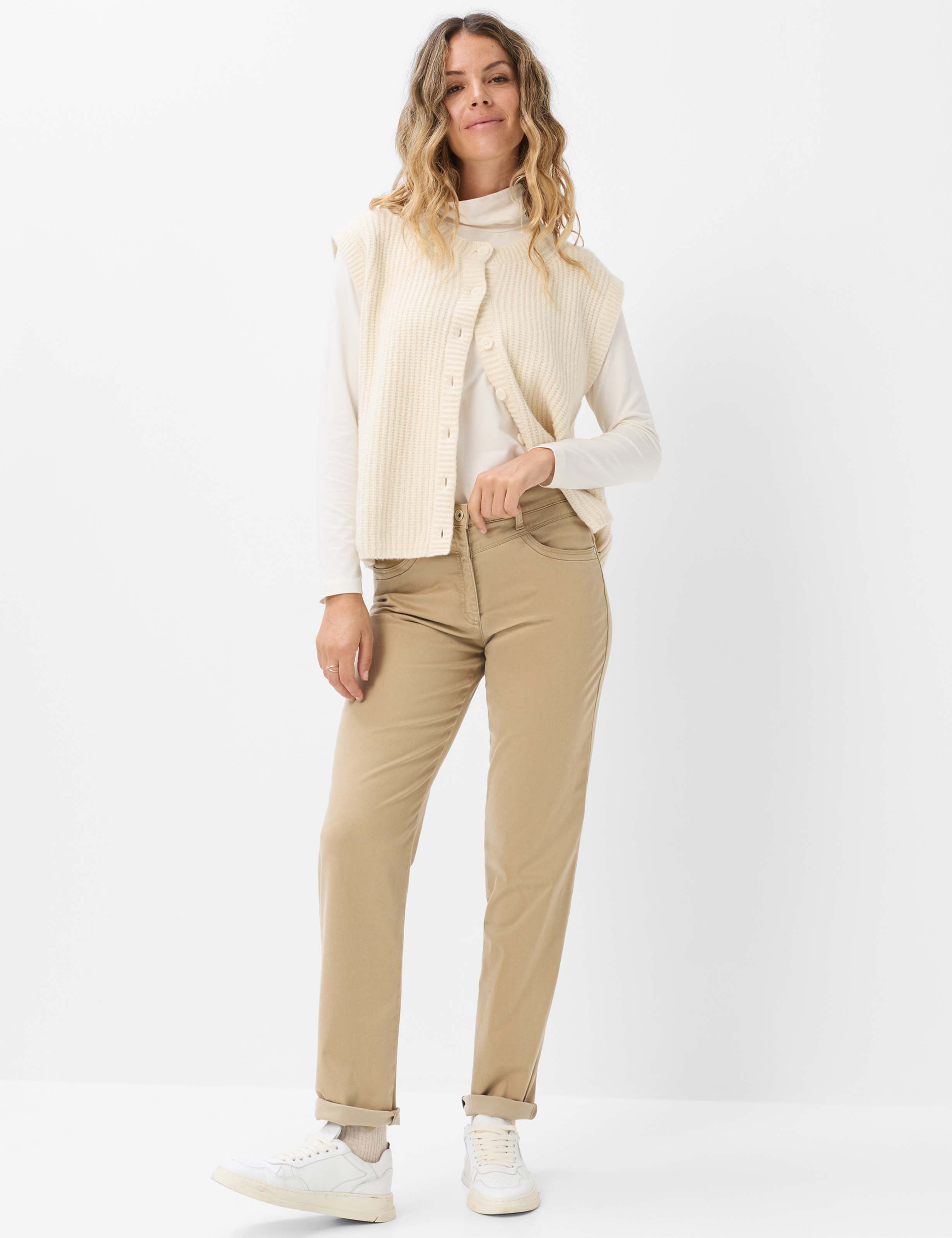 Women Style CAREN NEW Light Brown Comfort Plus fit Model Outfit