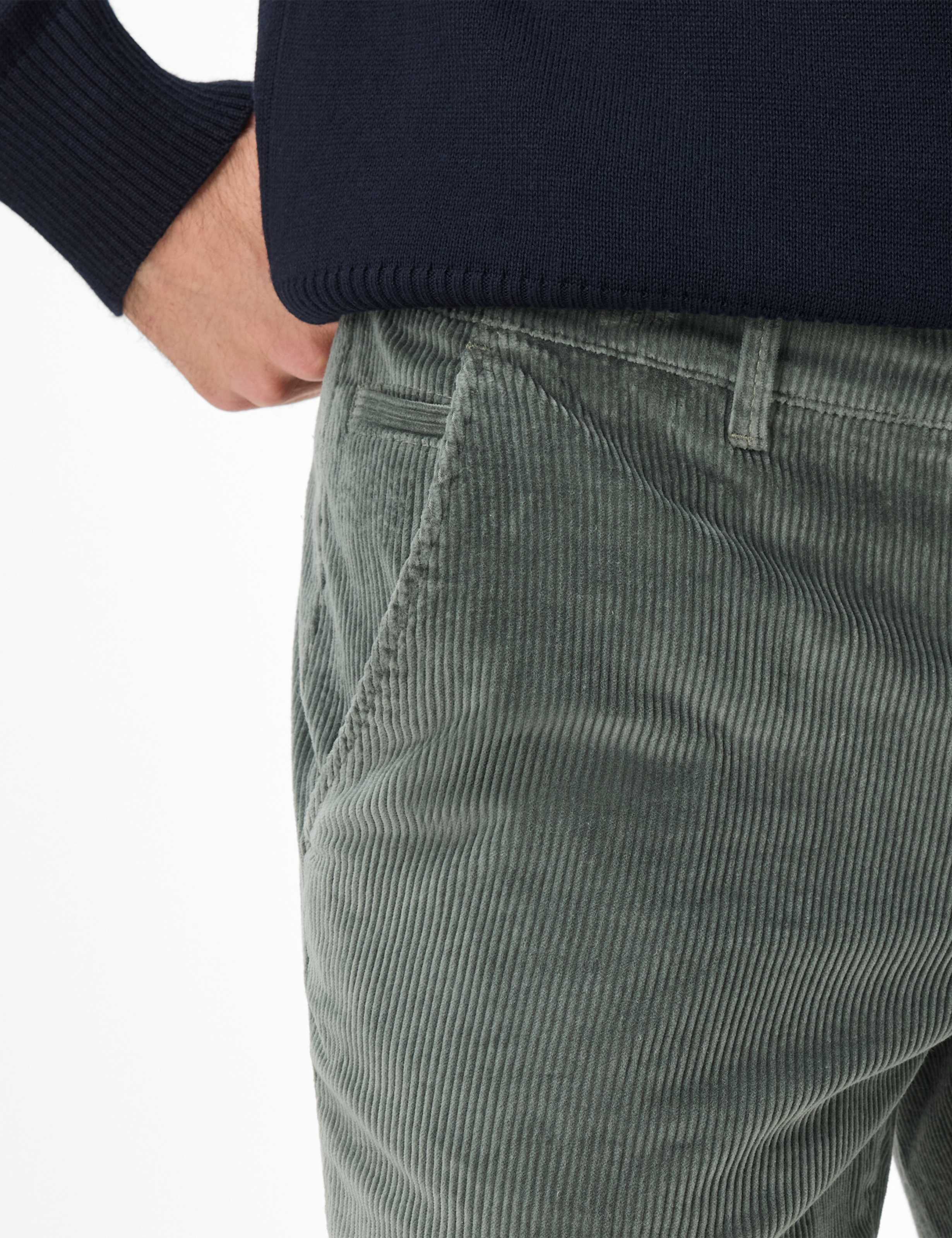 Herren Style THILO Grün Regular Fit Detail 2