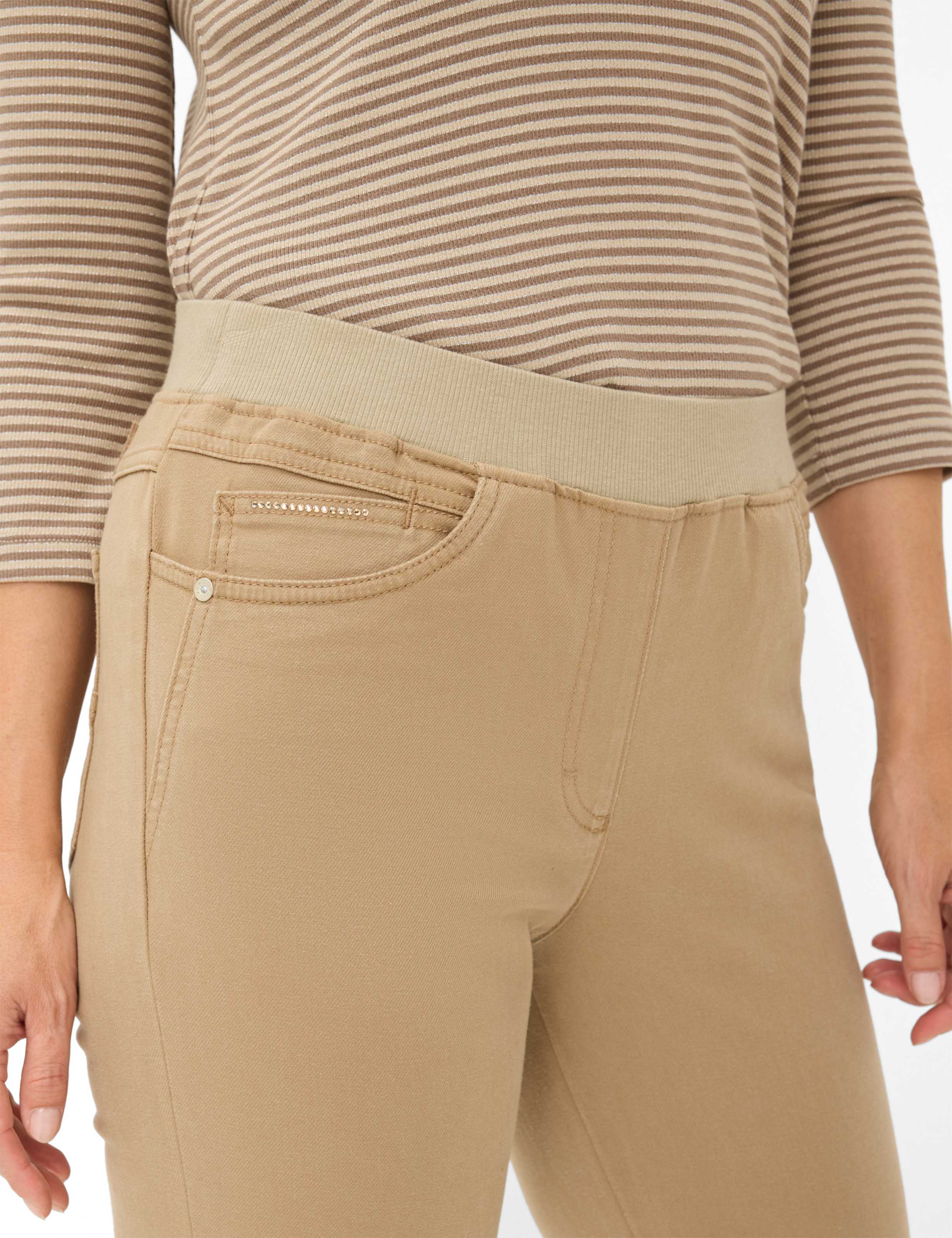 Femme Style PAMINA Beige Slim Fit Détail 2
