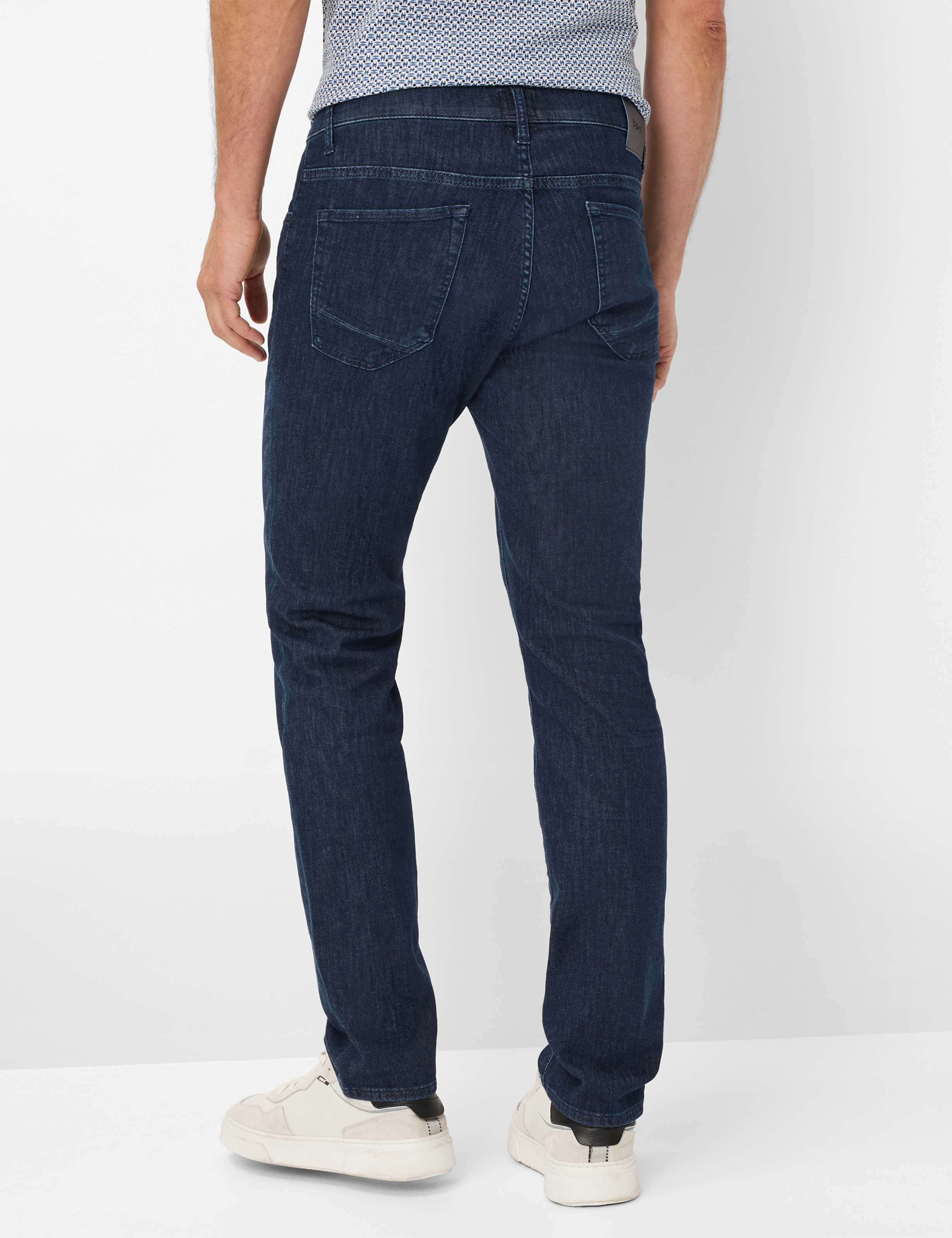 Men Style CHUCK Denim Dark Blue Modern Fit Model back