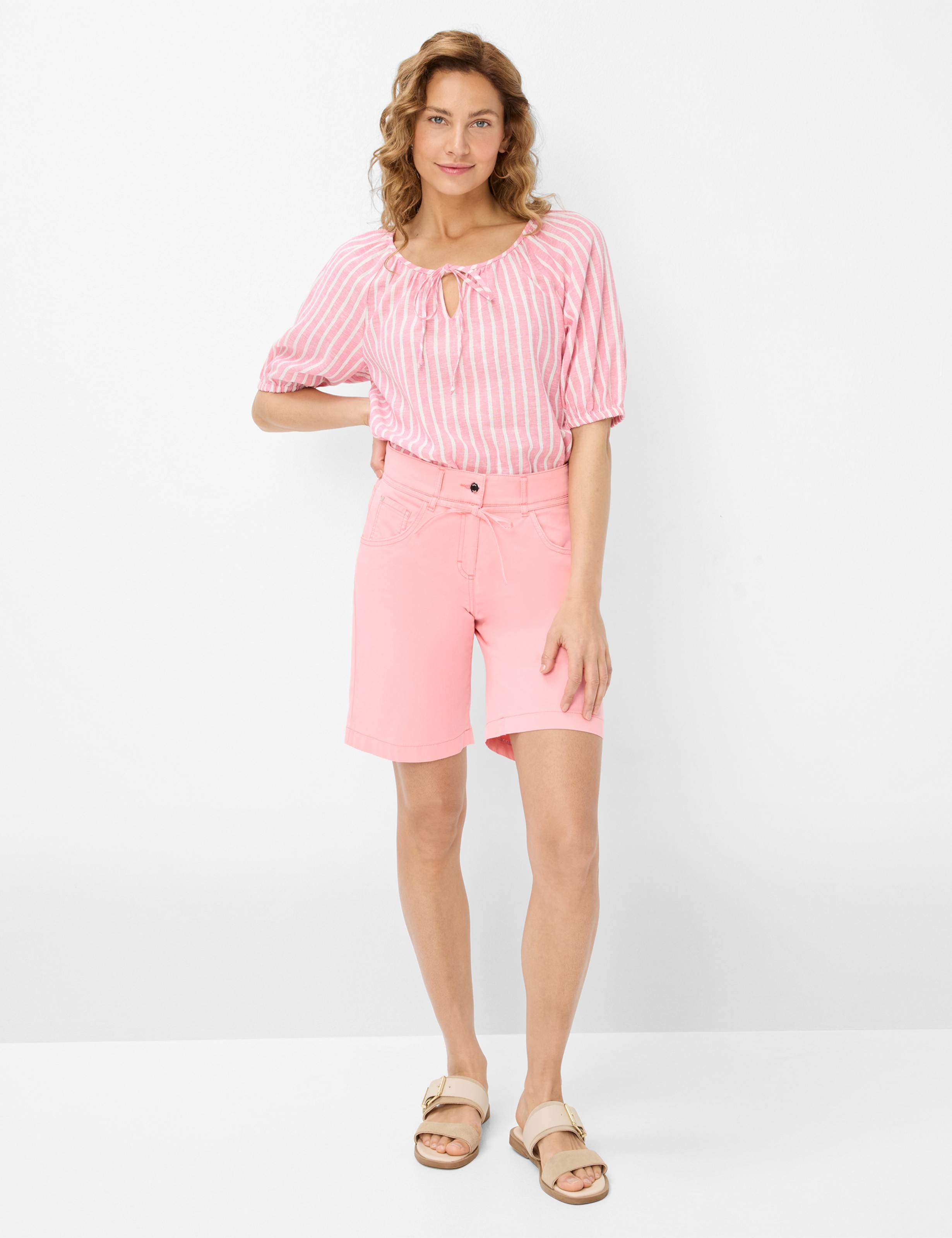Femme Style MAINE B Rose Wide Leg Tenue du mannequin