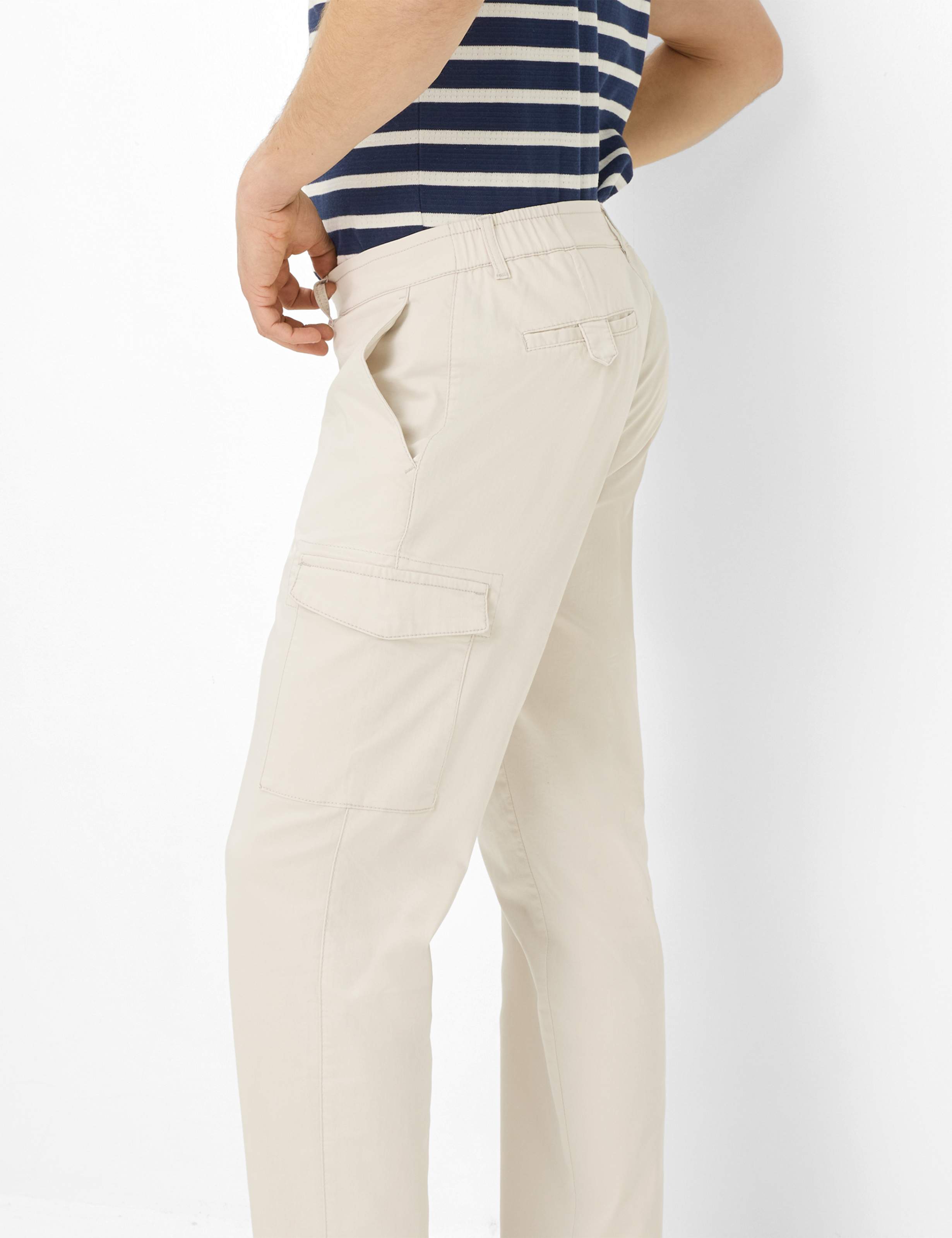 Men Style PHIL Beige Tapered Fit Detail 1