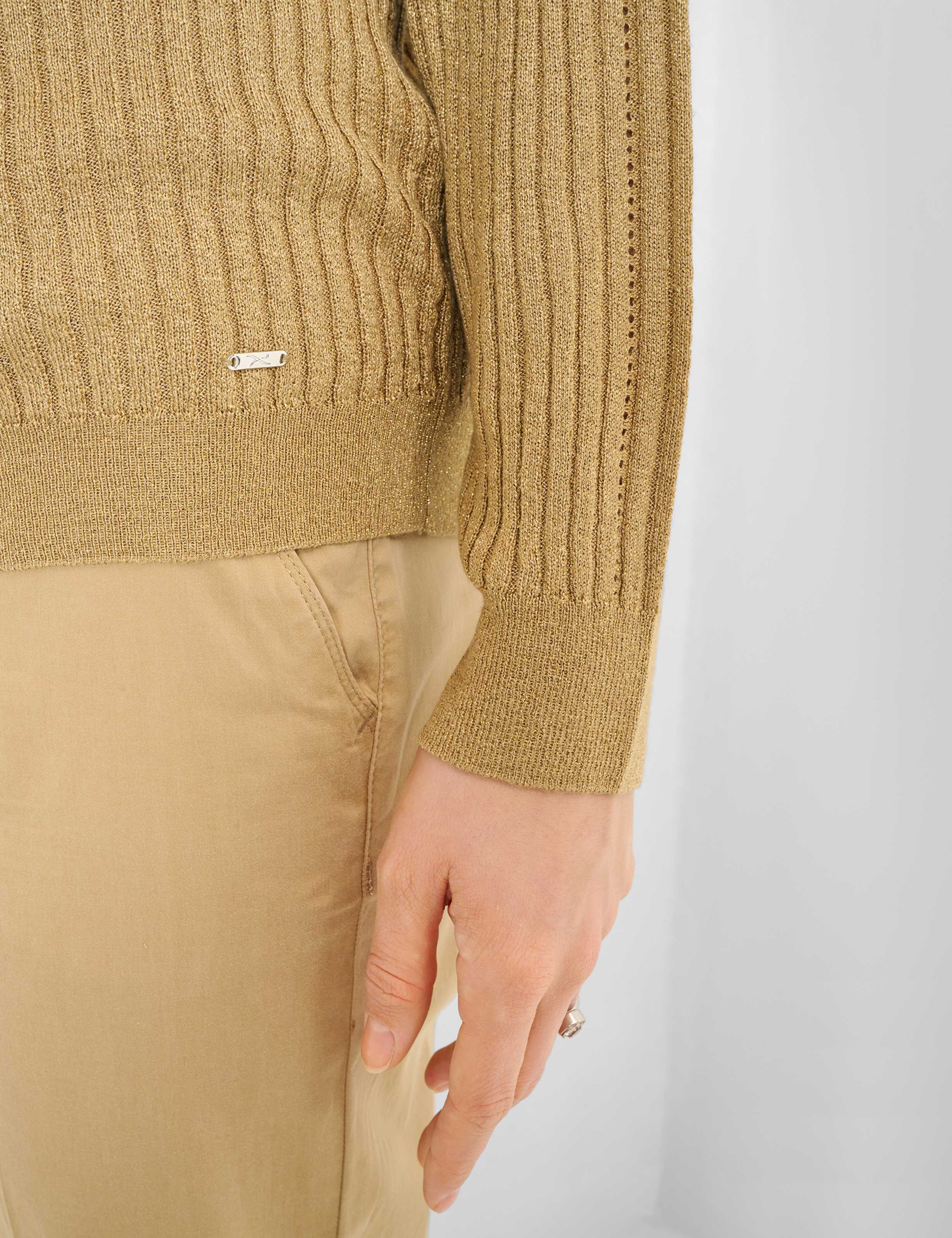 Women Style NALA sand  Detail 2