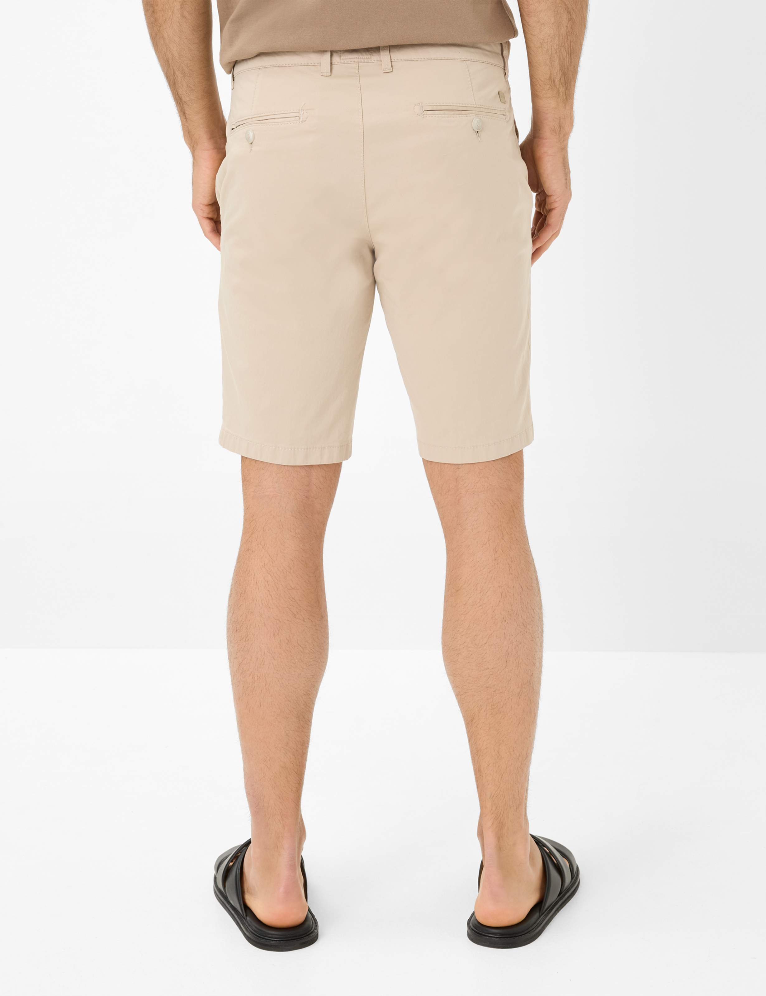 Herren Style BOZEN Beige Regular Fit Model Rueck