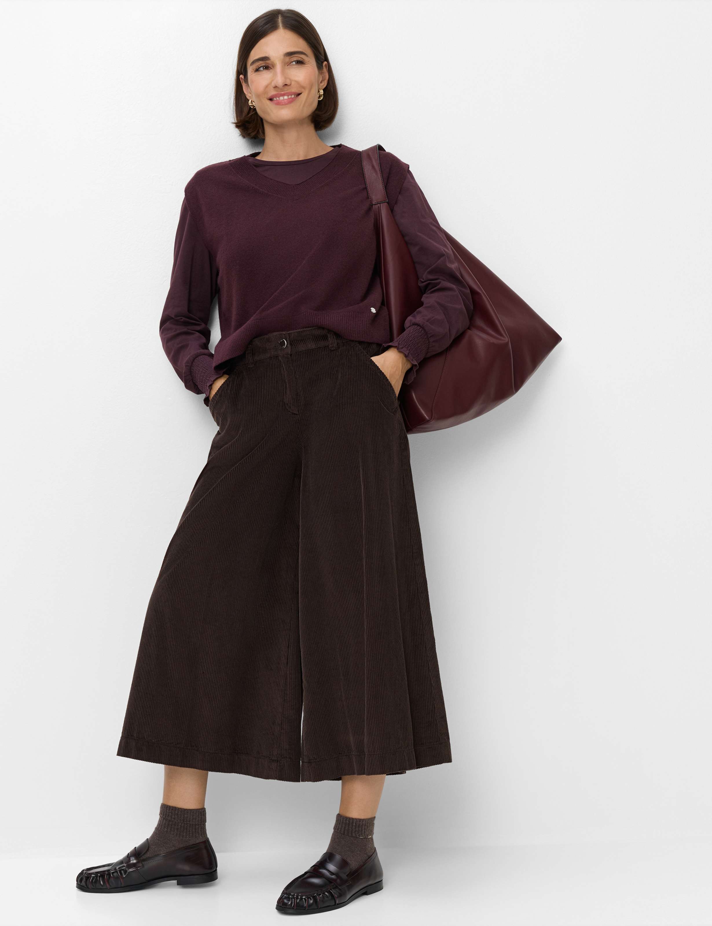 Dames Style MELLI S Donkerbruin Wide Leg Model outfit