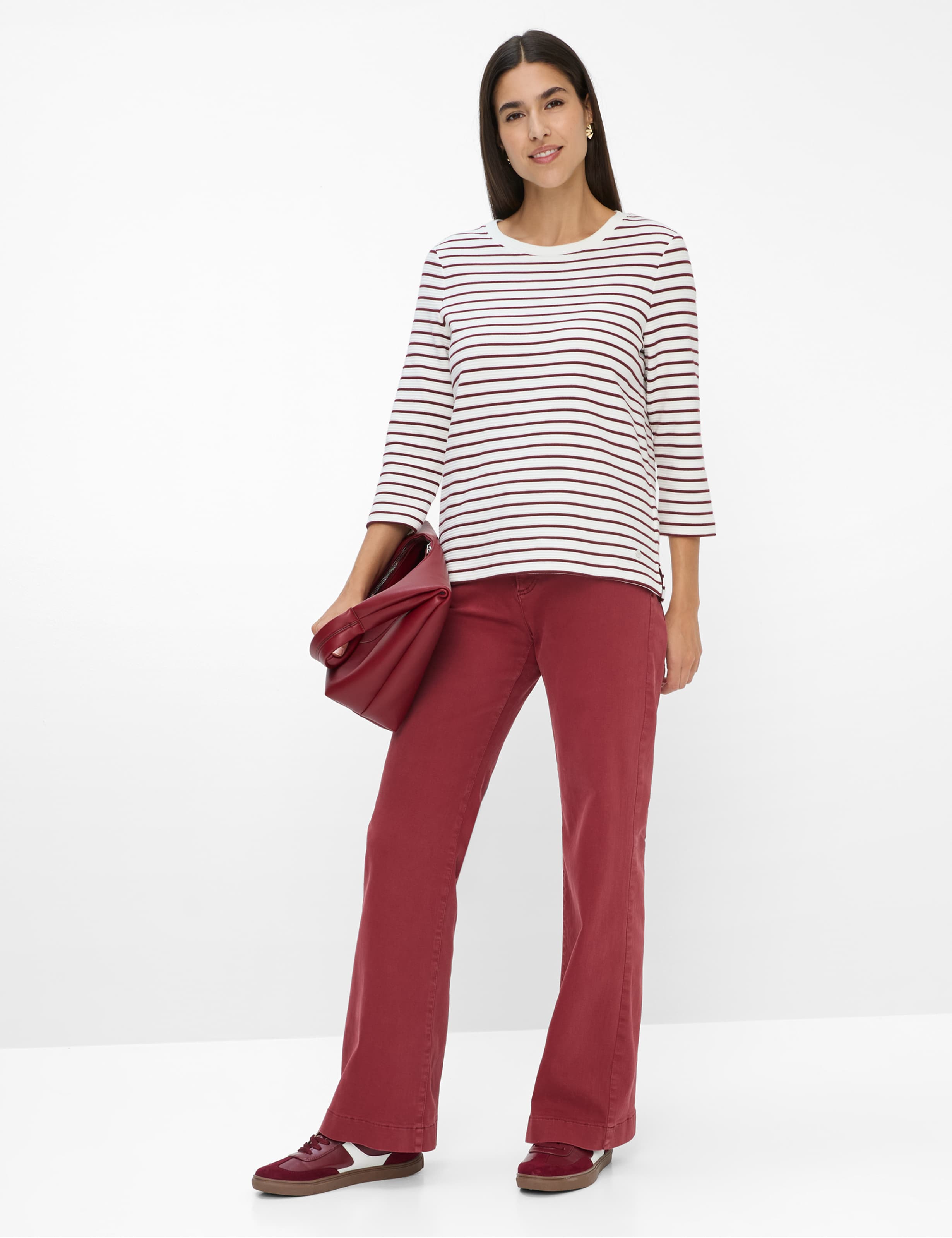 Women Style BONNIE Dark Red  Model Outfit