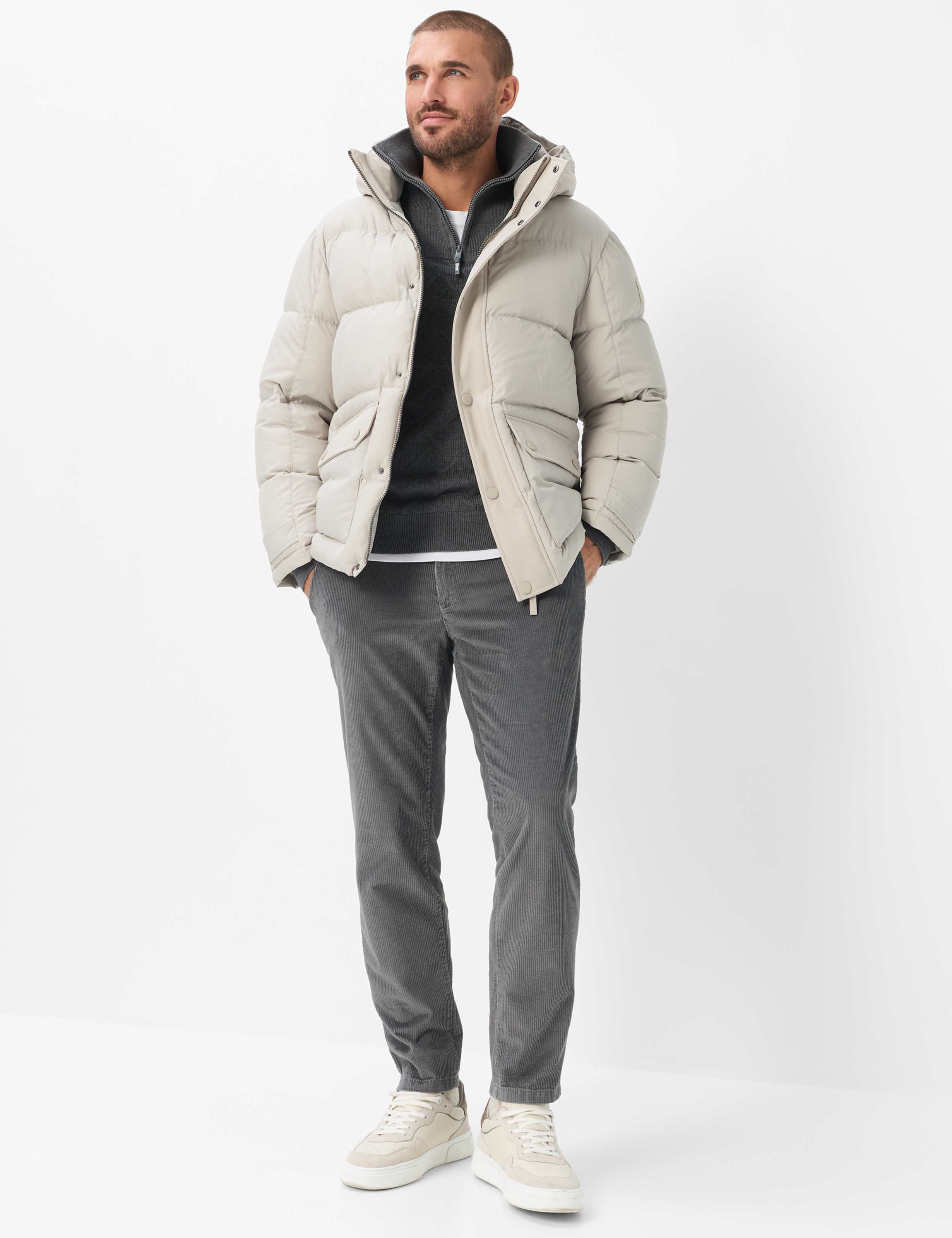 Men Style SAM Light Beige  Model Outfit