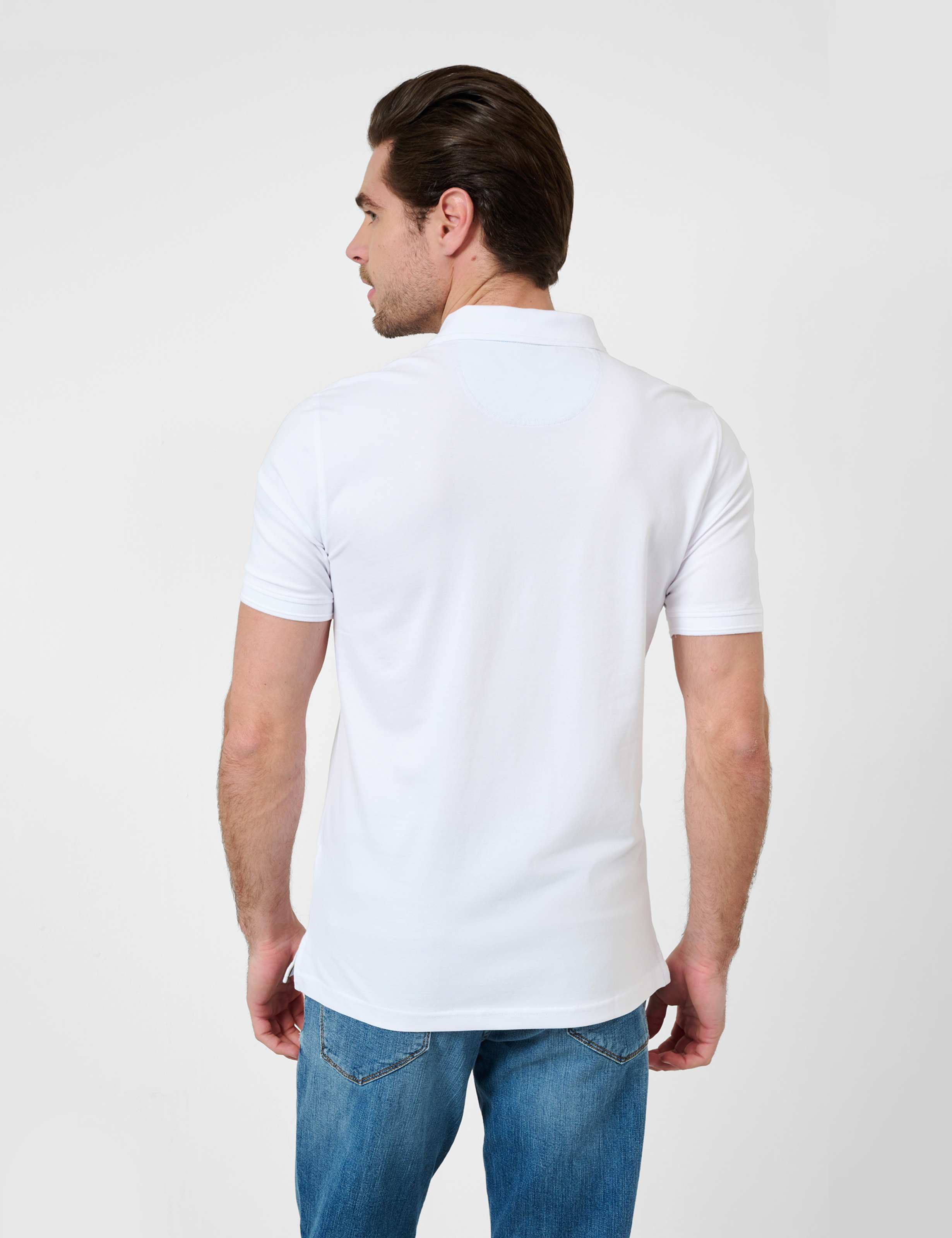 Herren Style PETE Weiß  Model Rueck