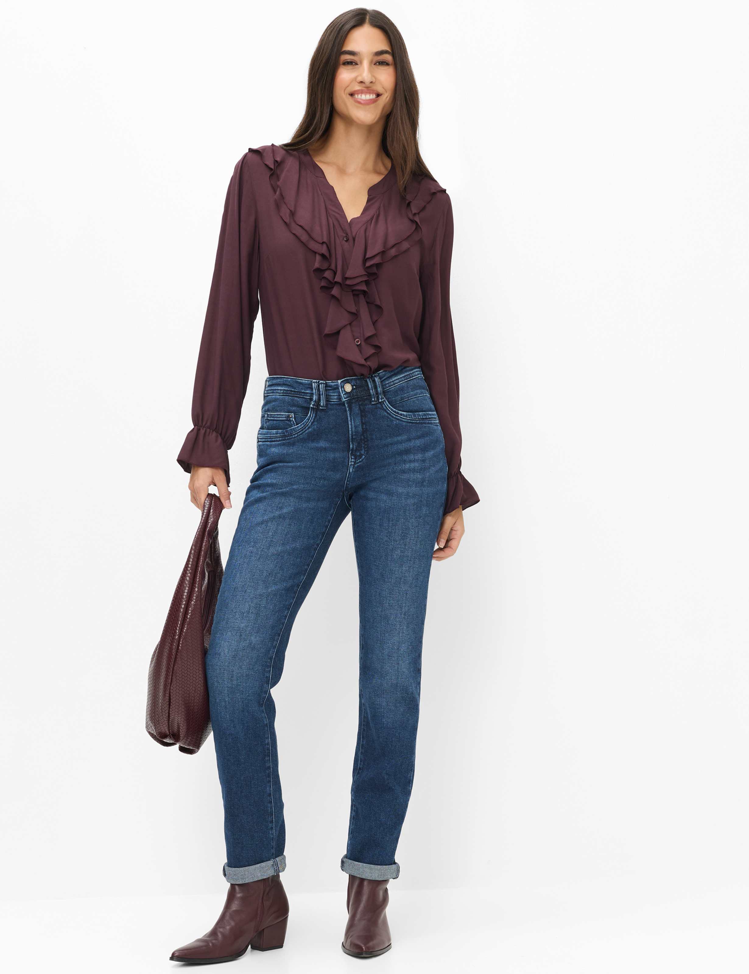 Femme Style MARY Denim Bleu Regular Regular Fit Tenue du mannequin