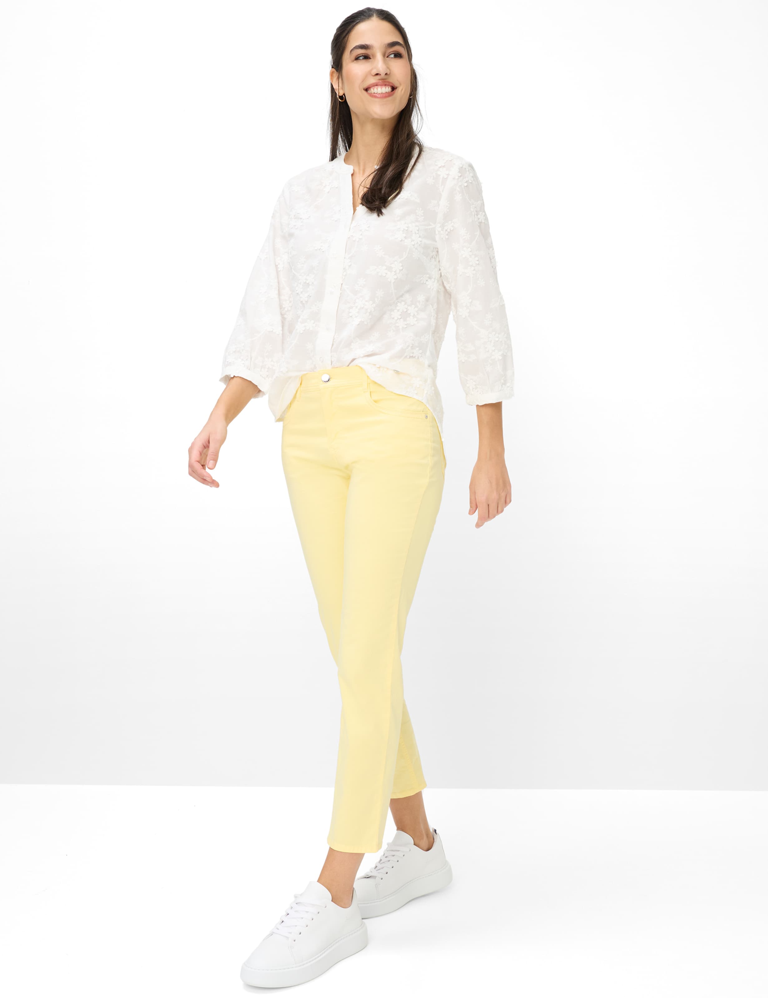 Damen Style CAROLA S Hellgelb Feminine Fit Model Outfit