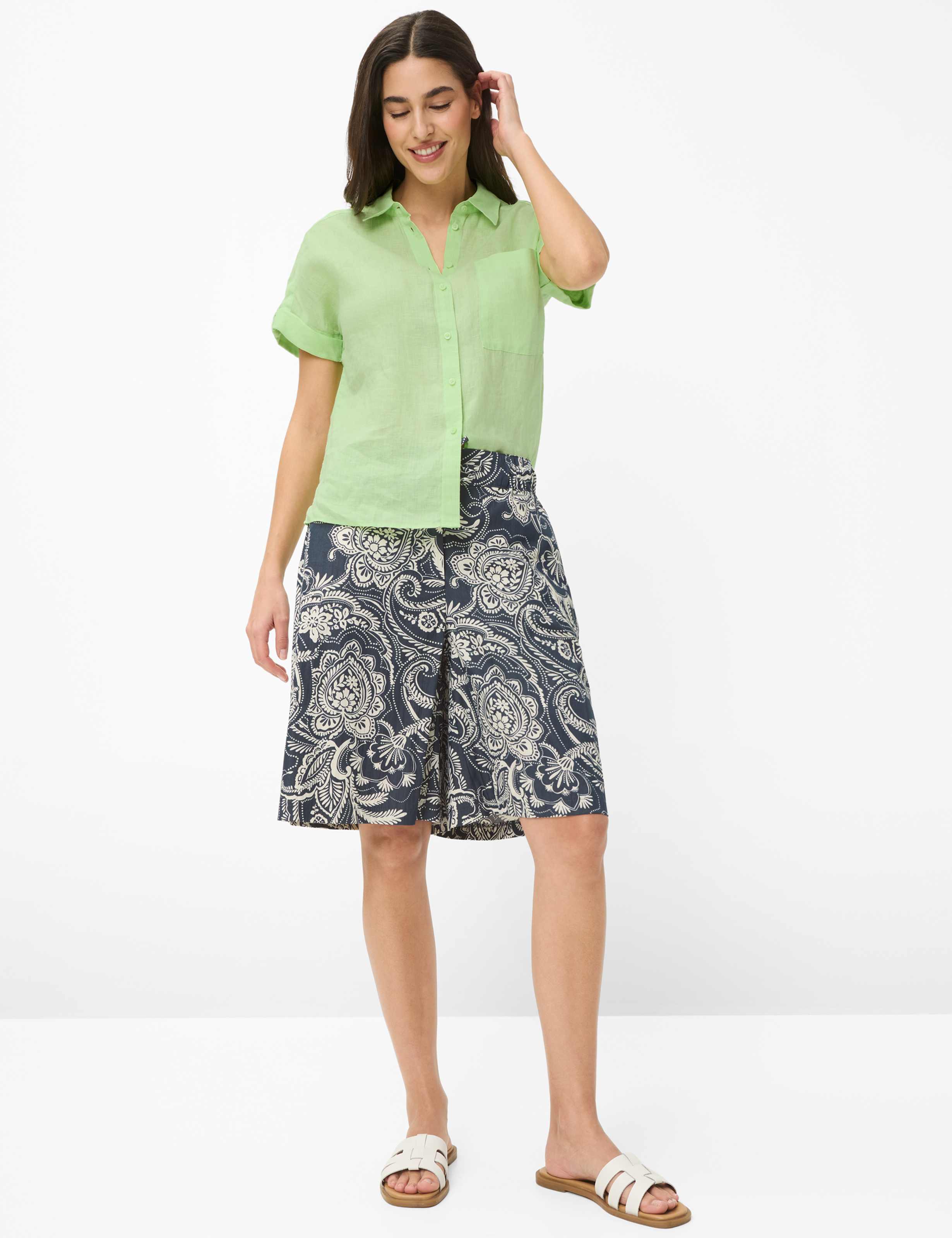 Damen Style VIV Hellgrün  Model Outfit