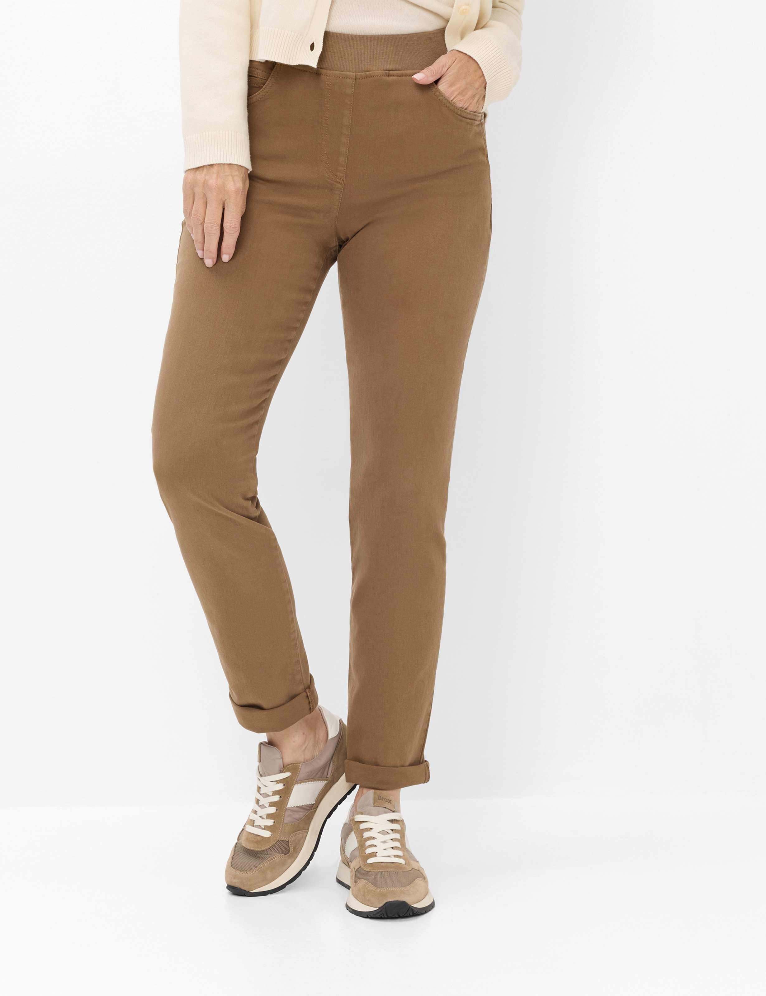 Nuancer af brunt, Kvinder, SLIM, Style PAMINA, MODEL_FRONT_ISHOP