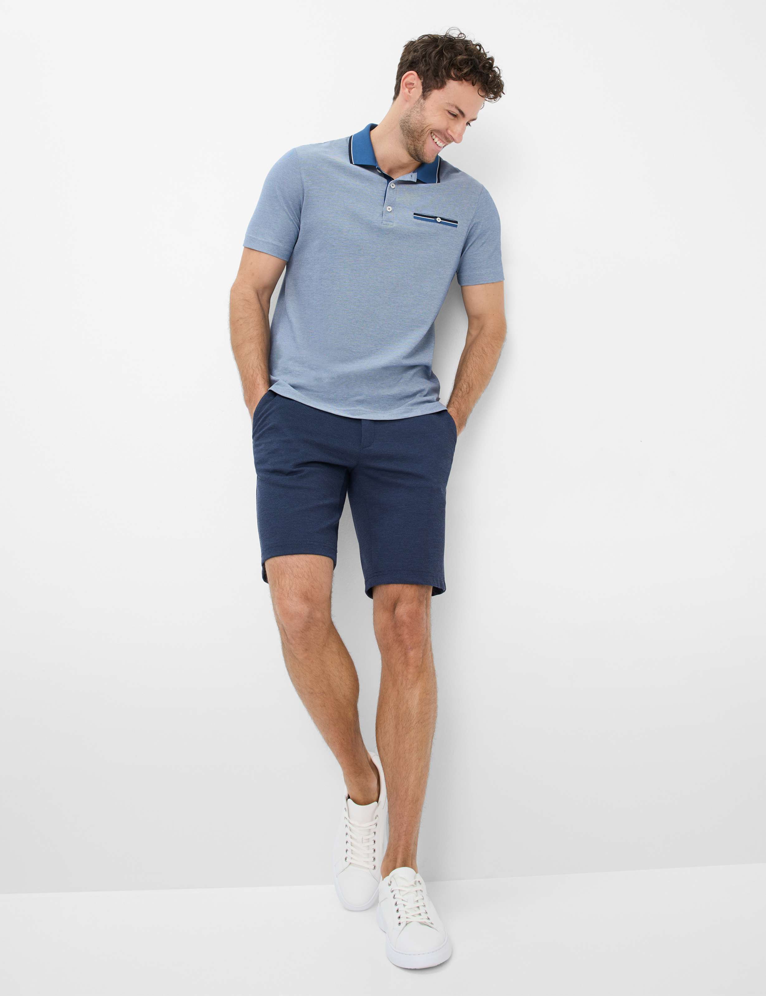 Men Style SILVIO Dark Blue Modern Fit Model Outfit