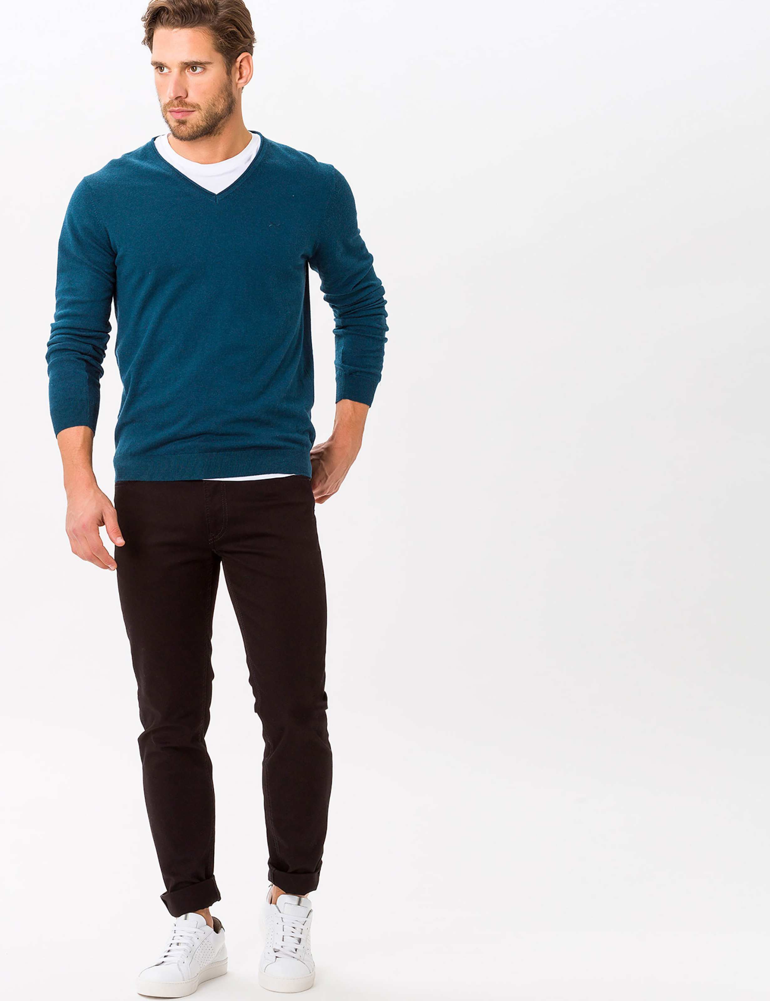 Herren Style CHUCK Denim Perma Schwarz Modern Fit Model Outfit