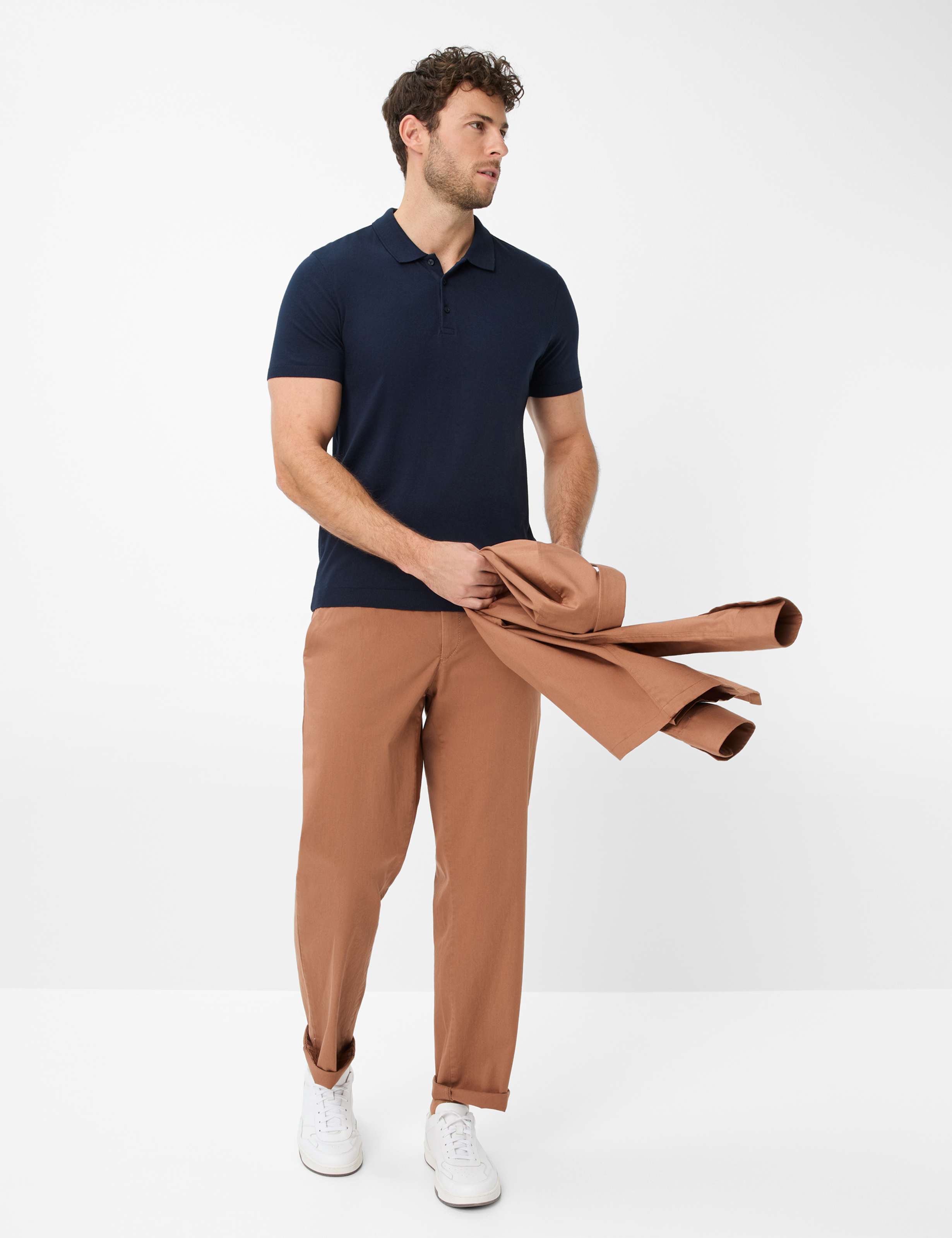 Herren Style PARVIS Dunkelblau  Model Outfit