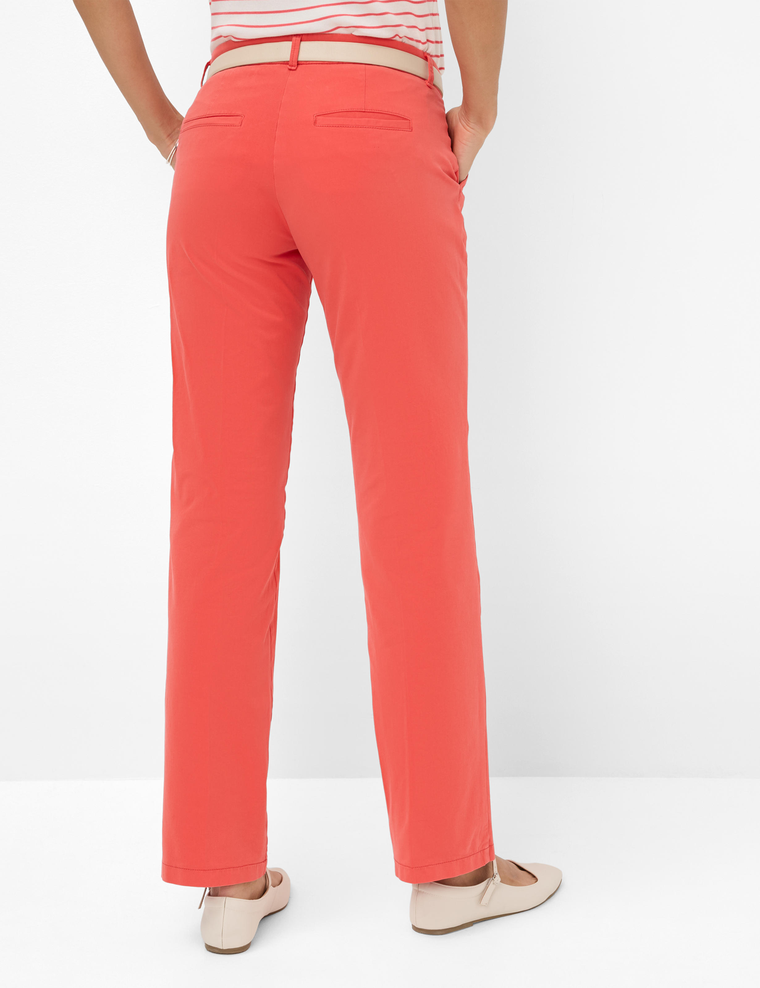 Women Style MARON Red Regular Fit Model back