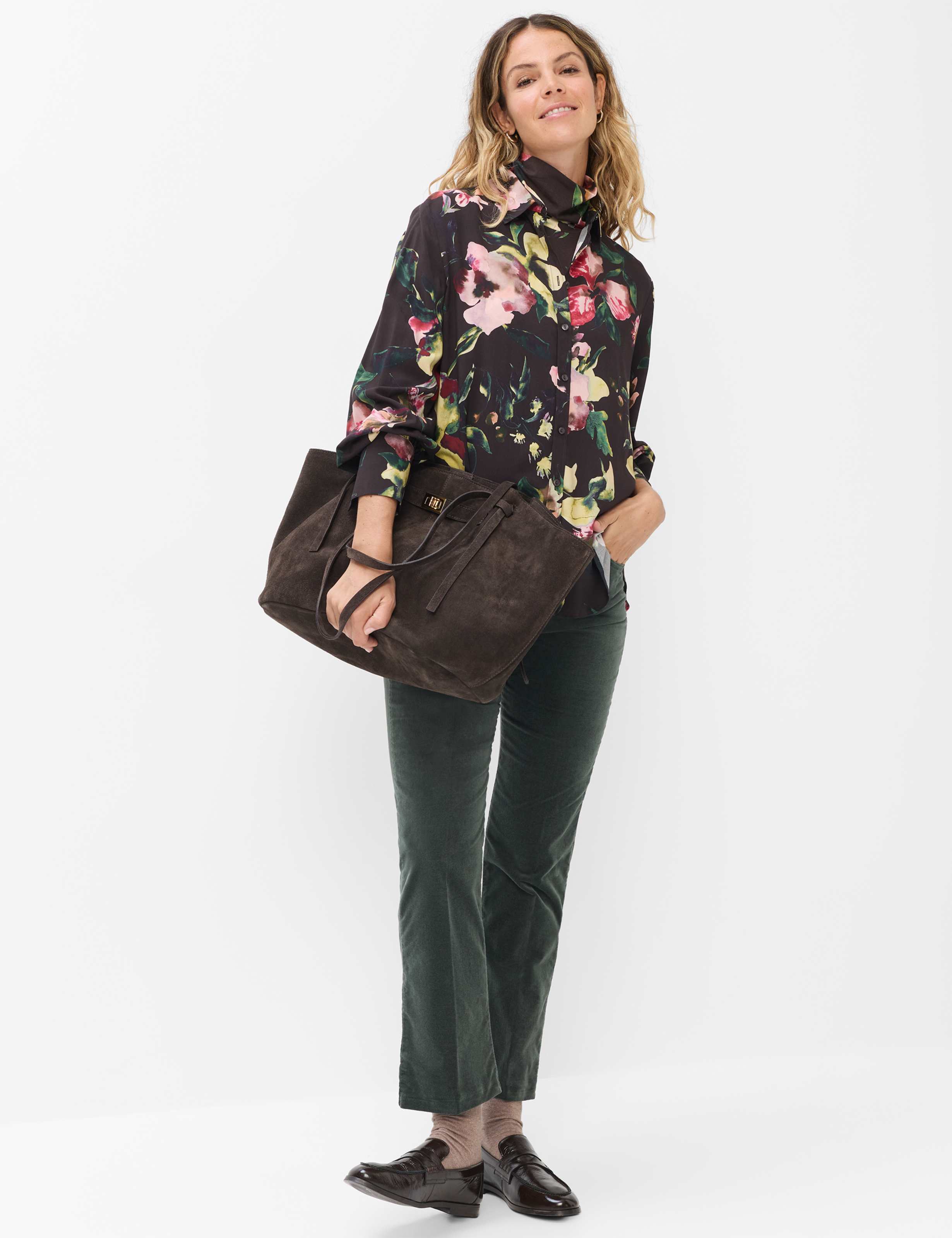 Femme Style VIC Marron Foncé  Tenue du mannequin