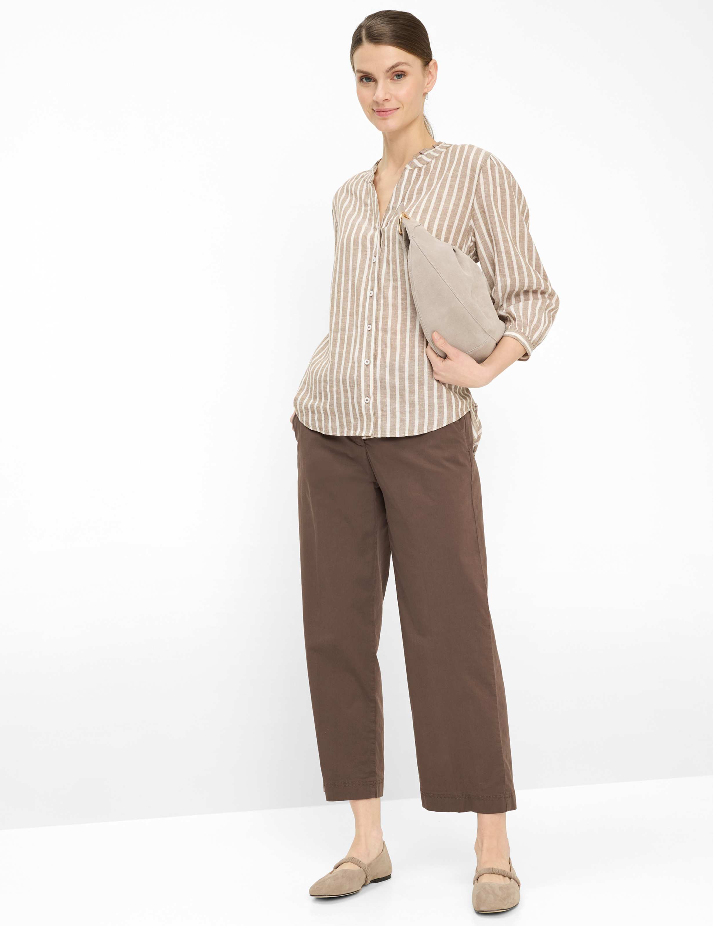 Femme Style VIOLET Marron  Tenue du mannequin