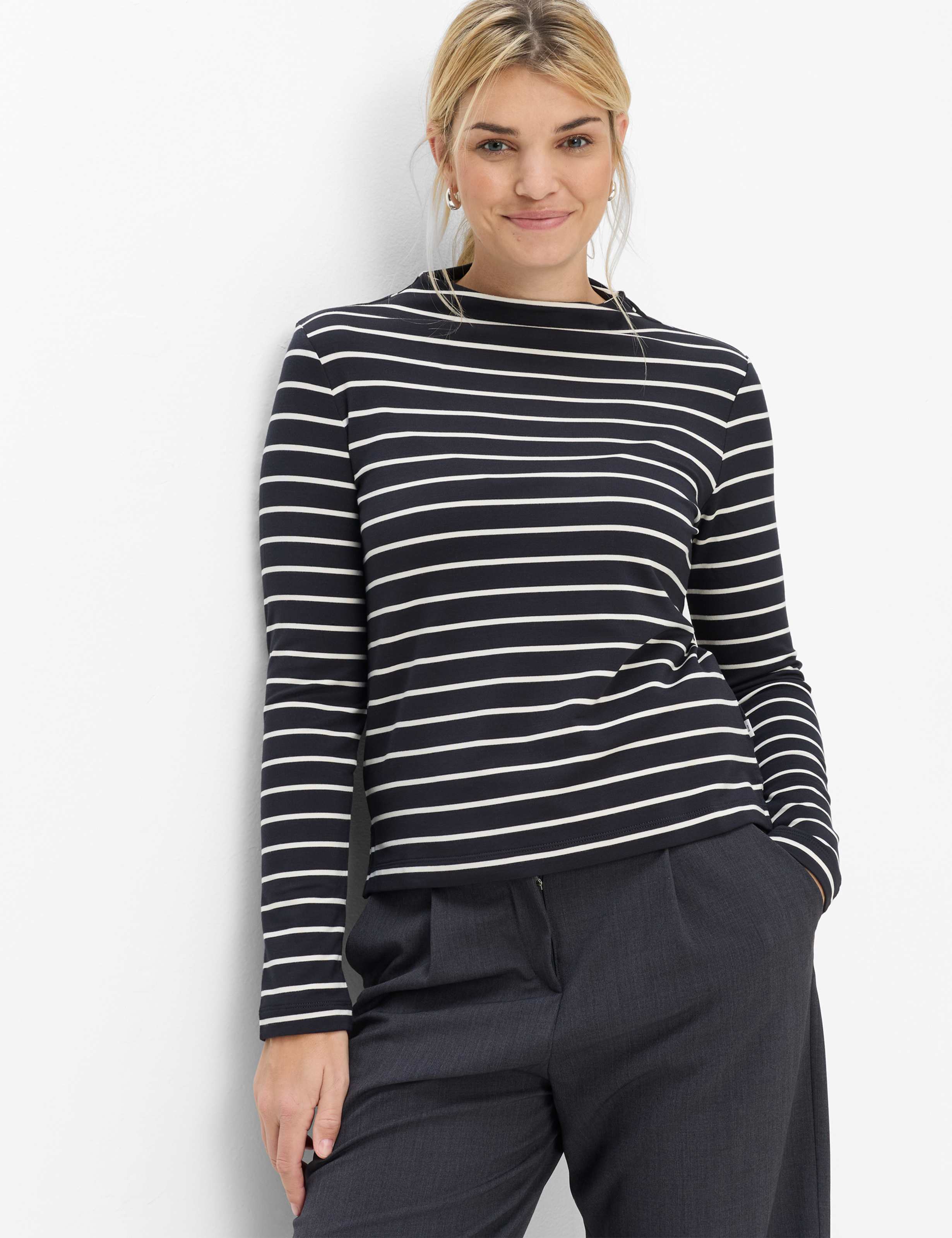 Grautöne, Damen, Style CARINA L, MODEL_FRONT_ISHOP