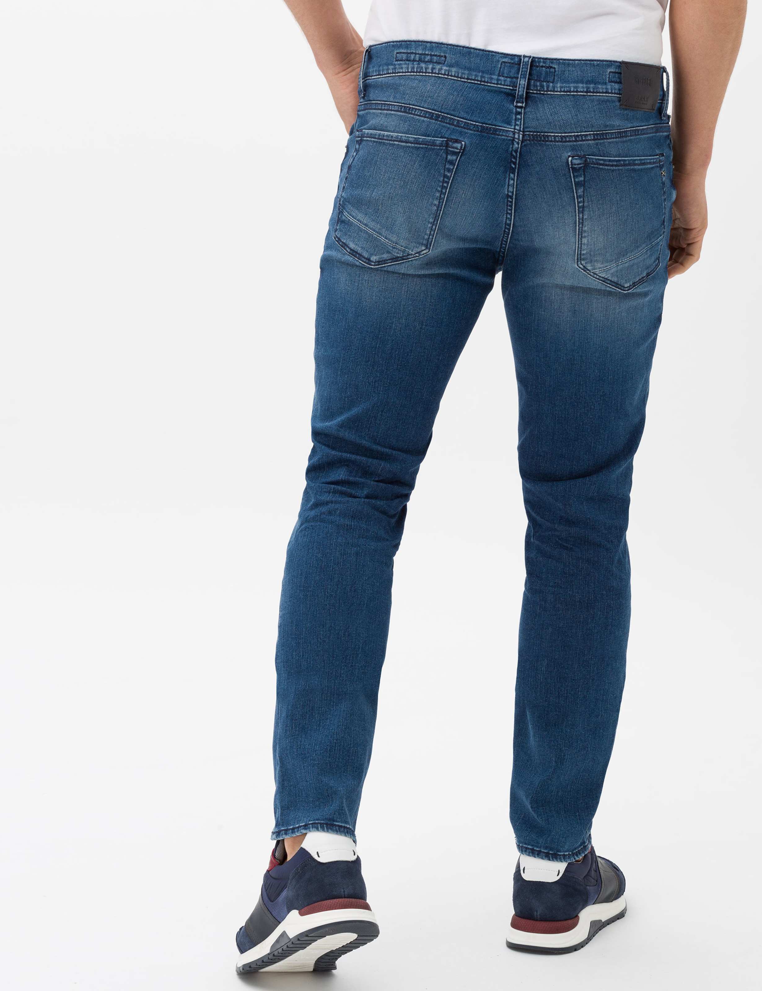 Men Style CHUCK Denim Blue Modern Fit Model back