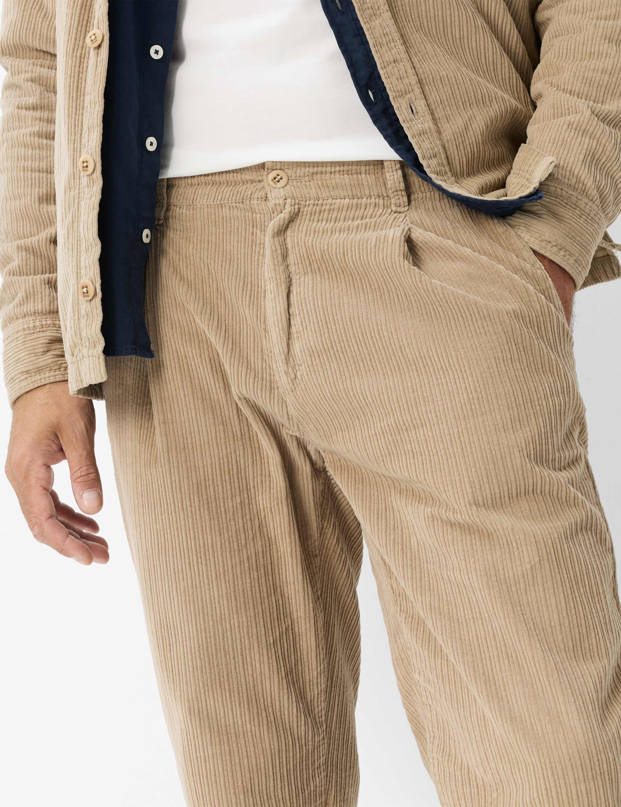 Herren Style TINO Beige Tapered Fit Detail 2