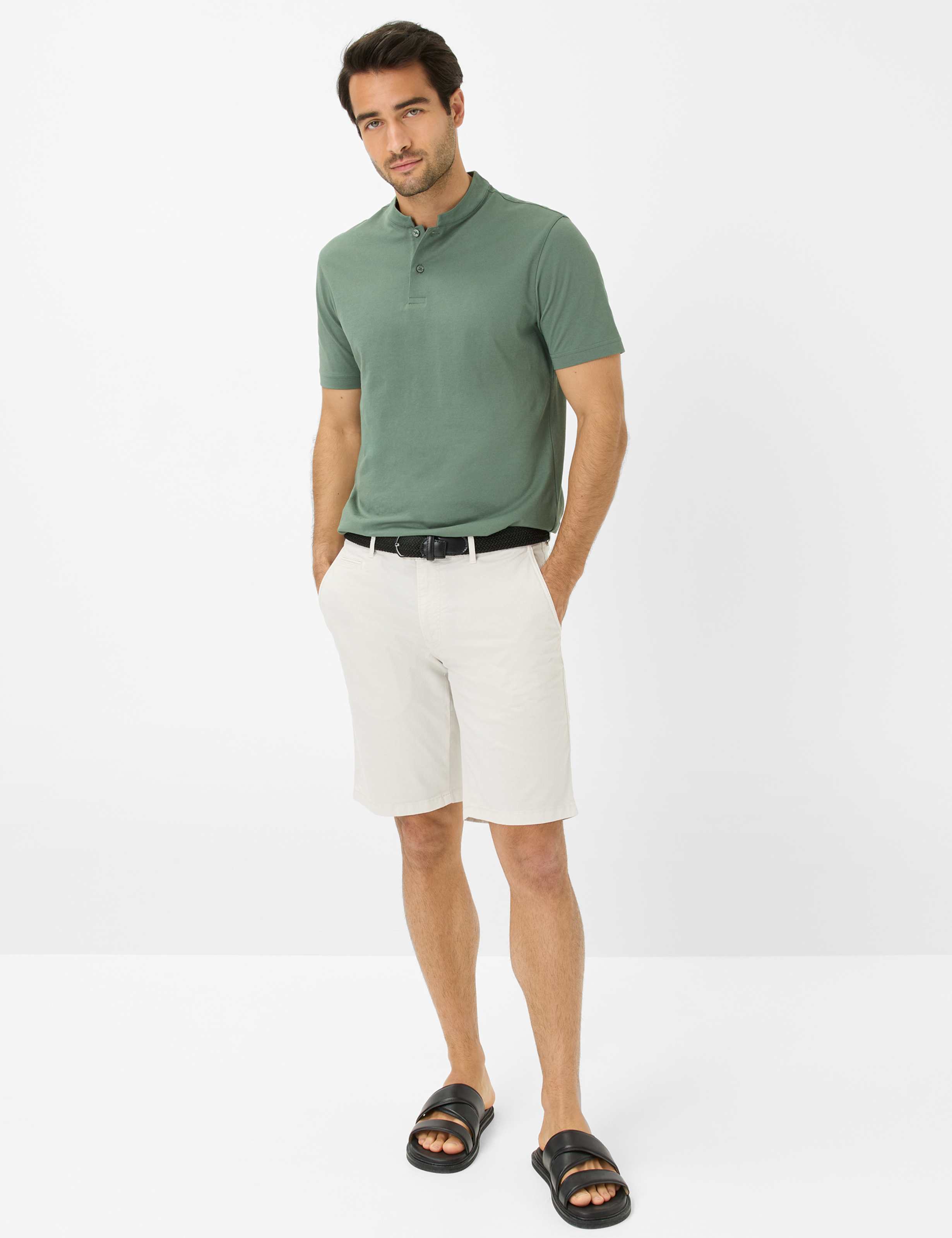 Men Style BARI Light Beige Regular Fit Model Outfit