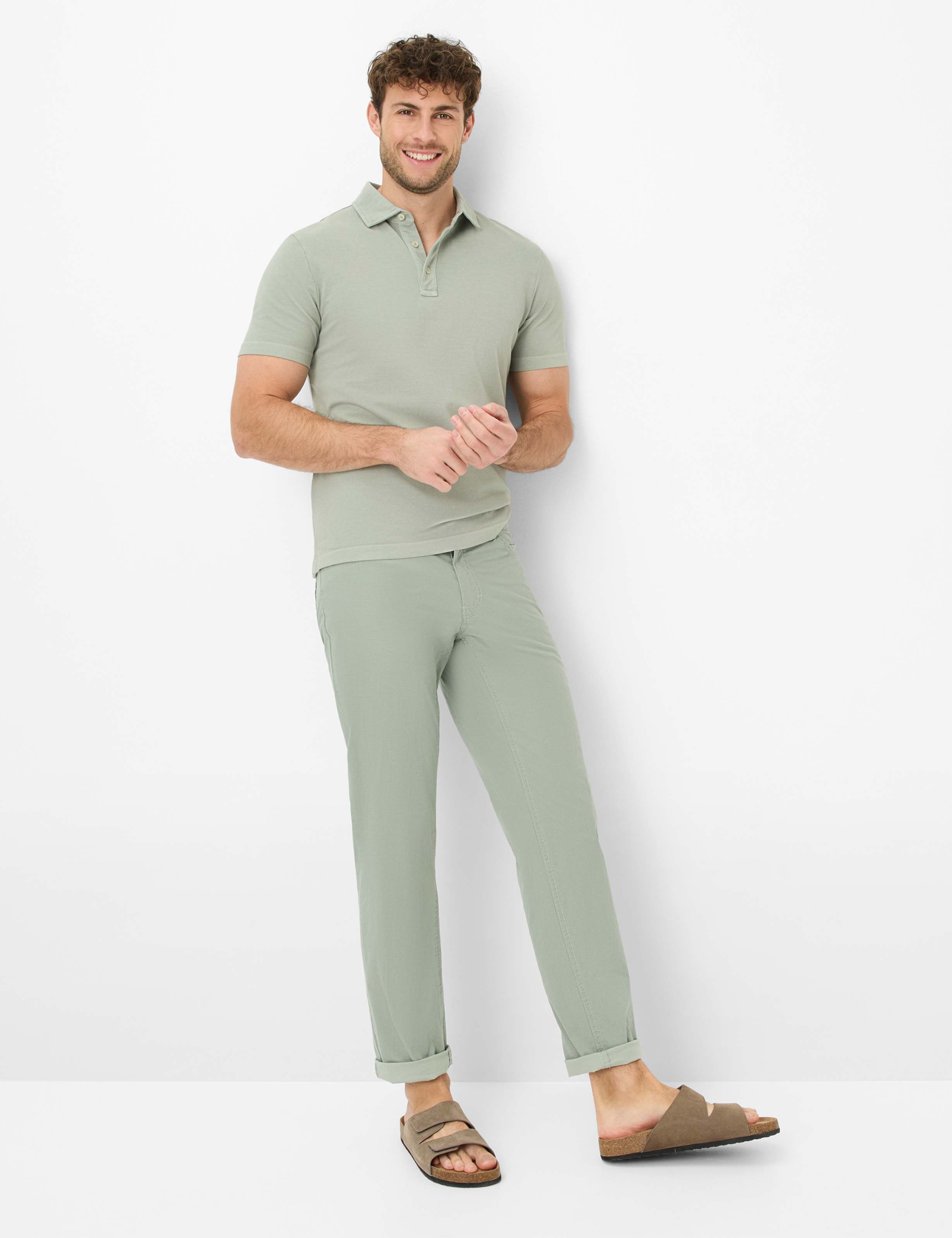 Herren Style COOPER Hellgrün Regular Fit Model Outfit