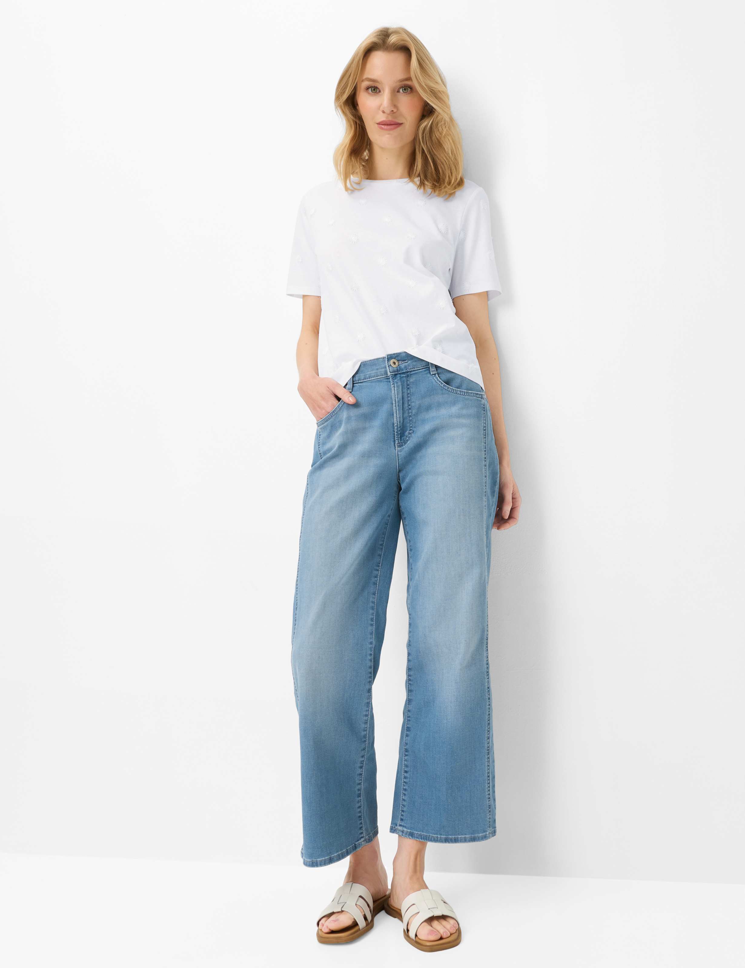Femme Style MAINE S Bleu  Tenue du mannequin