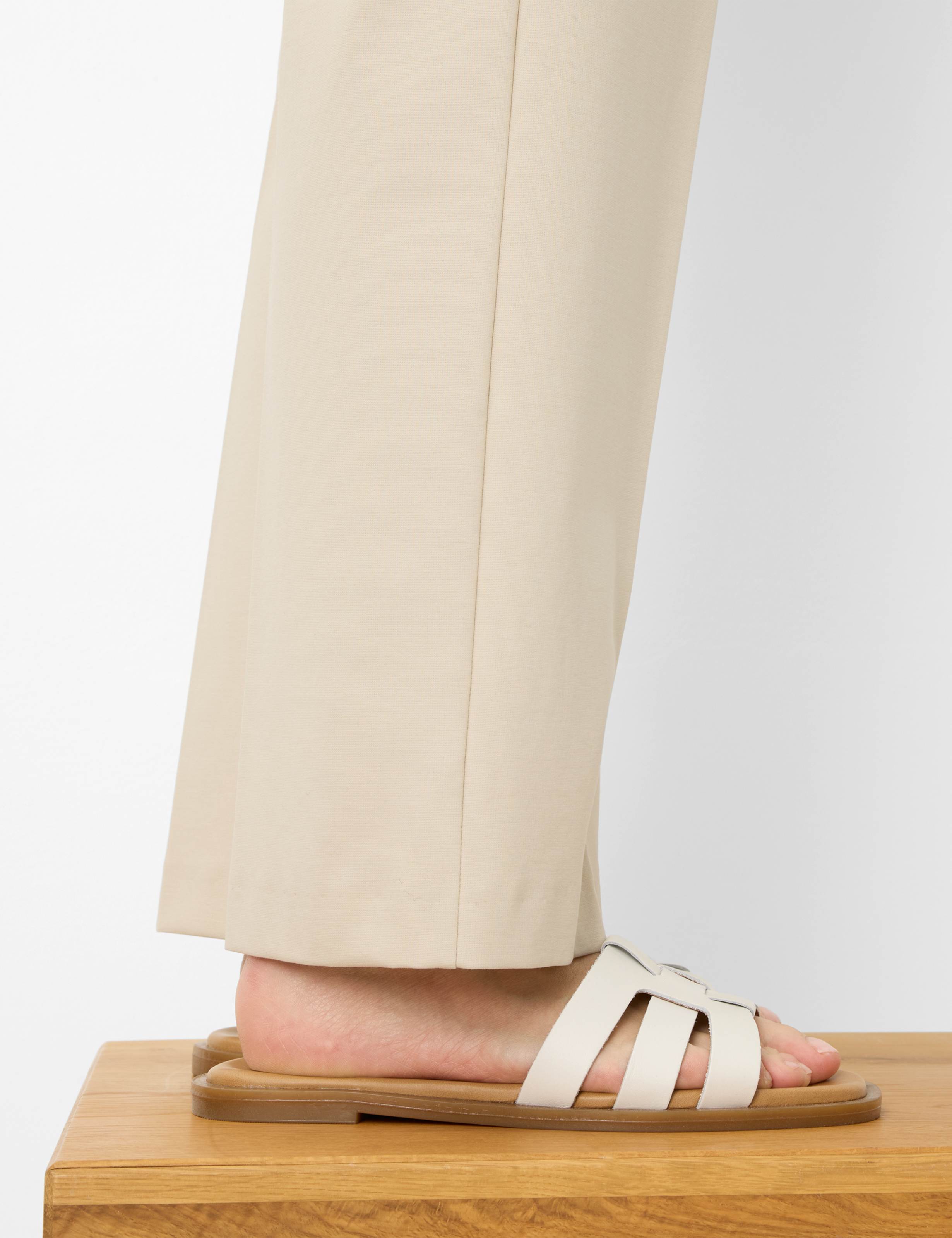 Damen Style LILLYTH FLARED Beige Slim Fit Detail 1