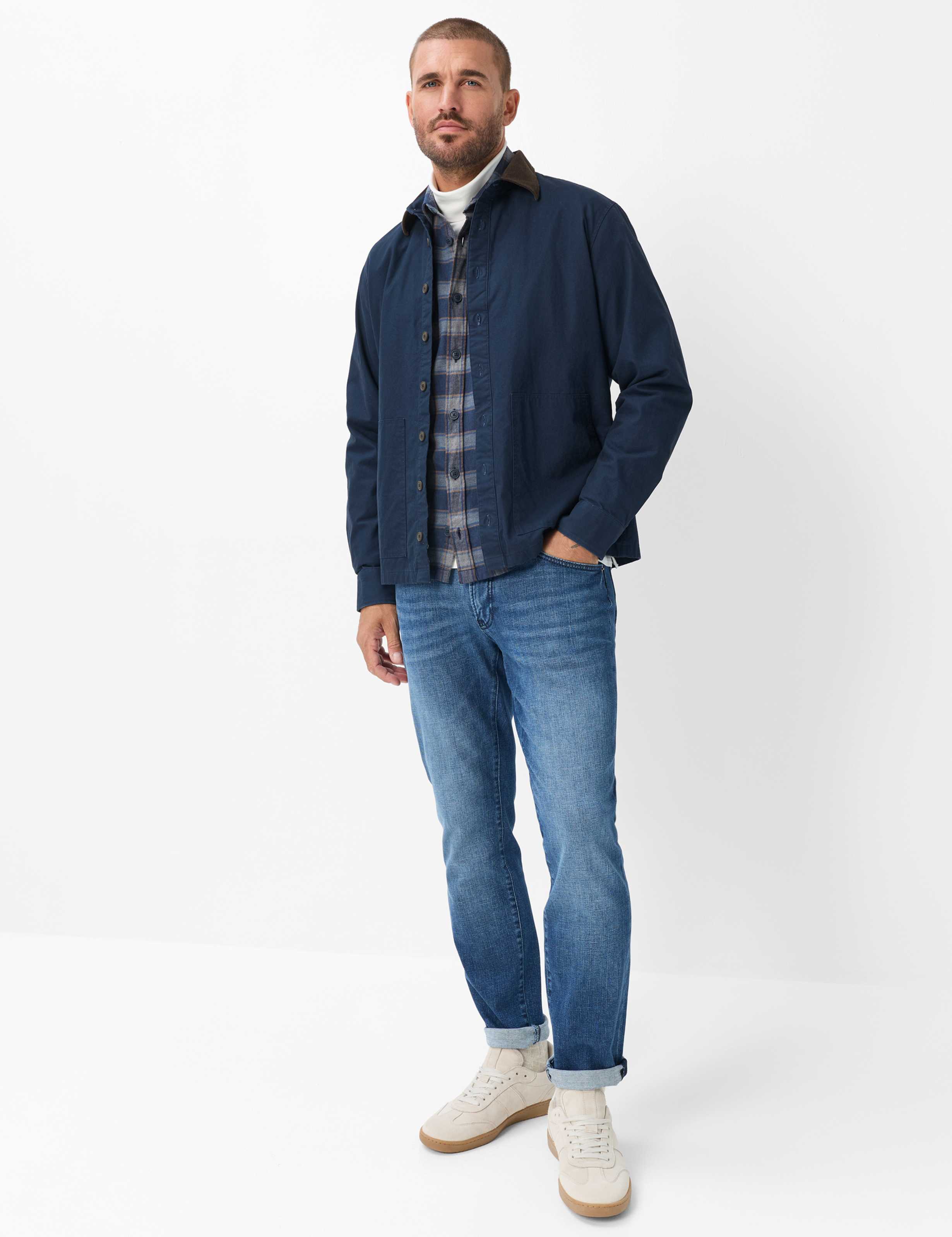 Herren Style KAY Dunkelblau  Model Outfit