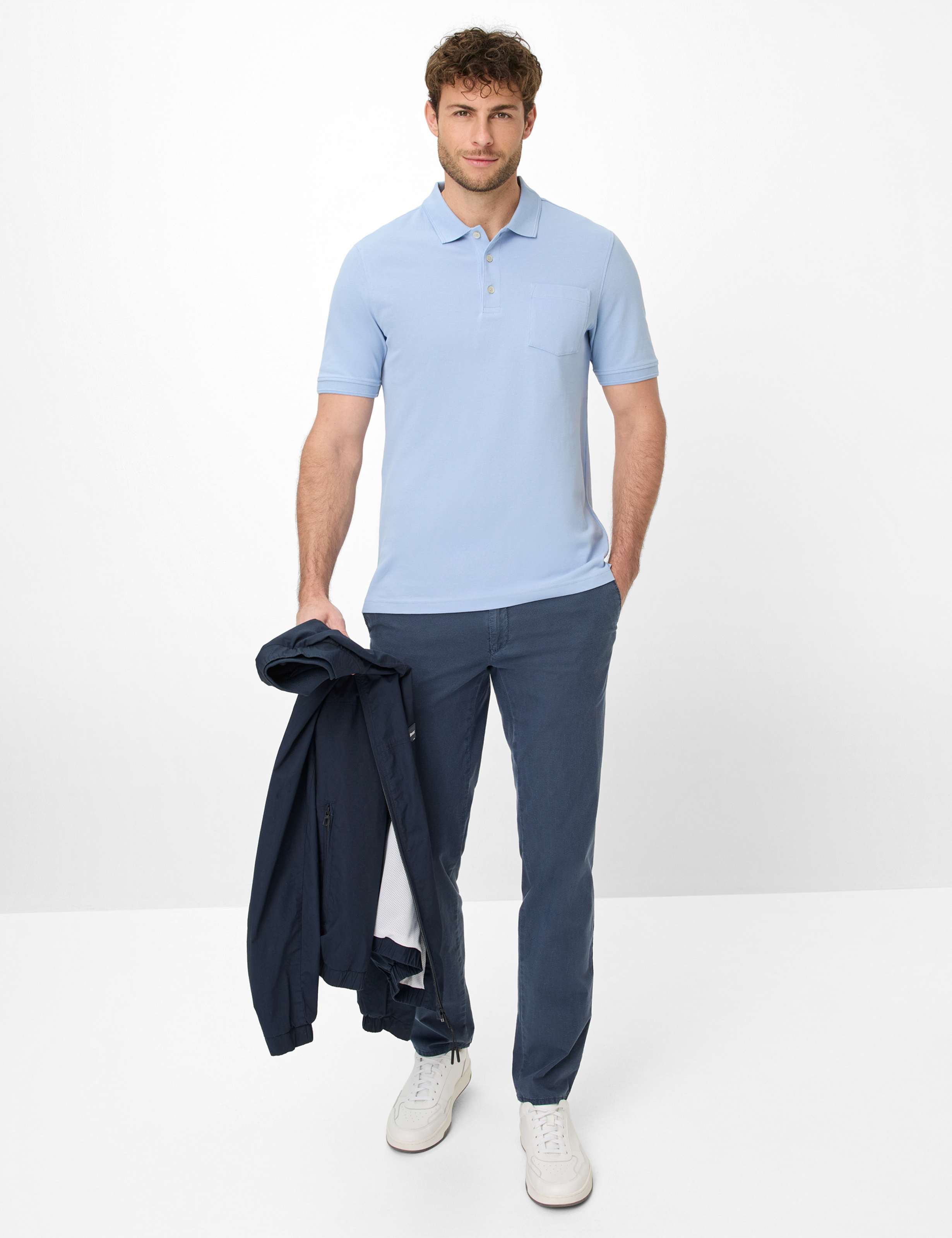 Herren Style PETE Hellblau  Model Outfit