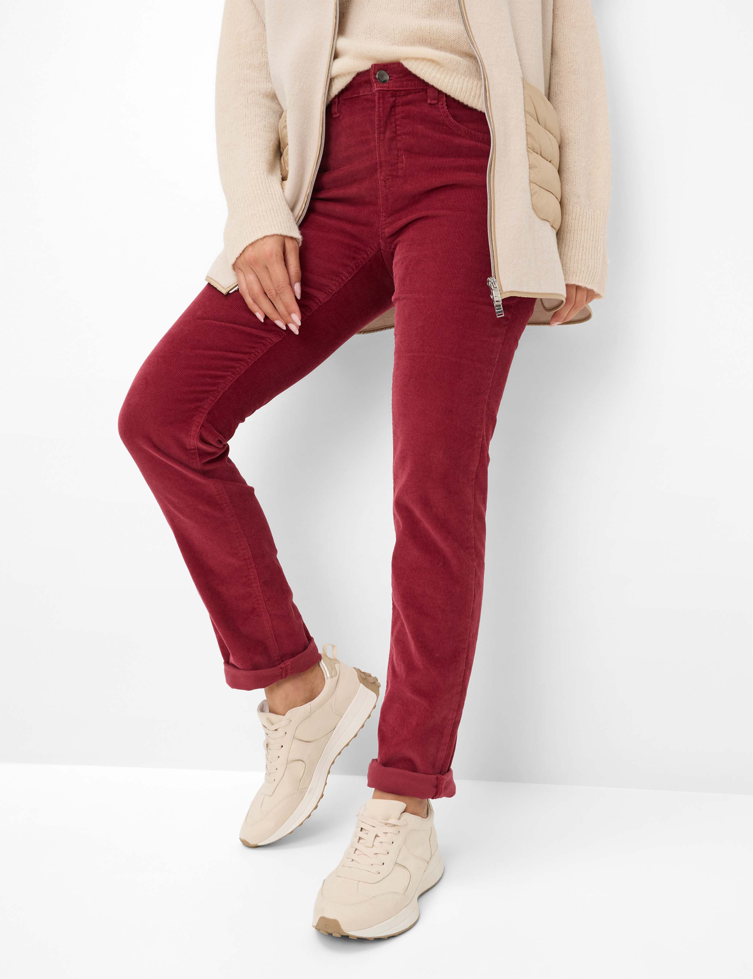 Shades of red, Women, Style MARY, MODEL_FRONT_ISHOP