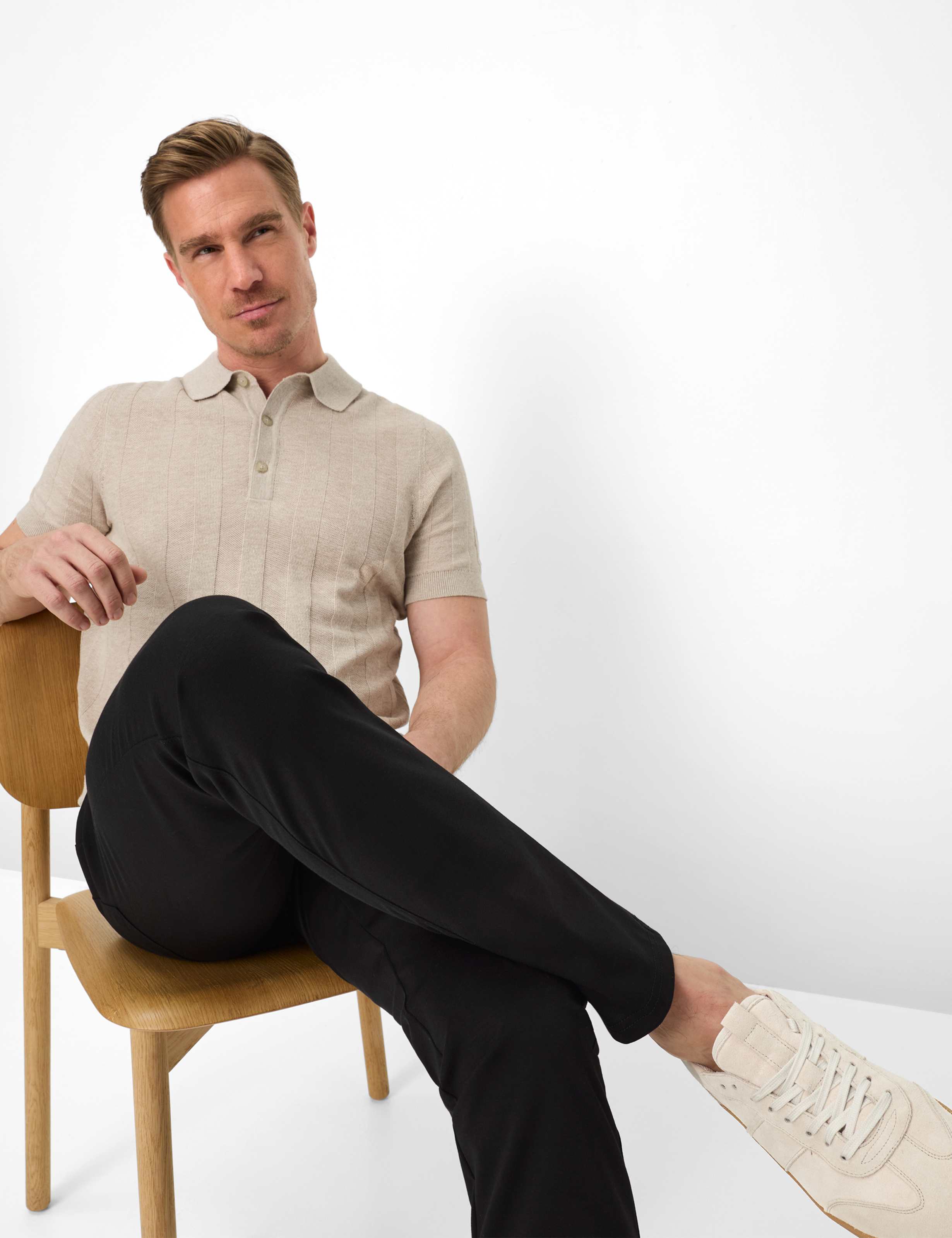 Men Style CHUCK Black Modern Fit Detail 1