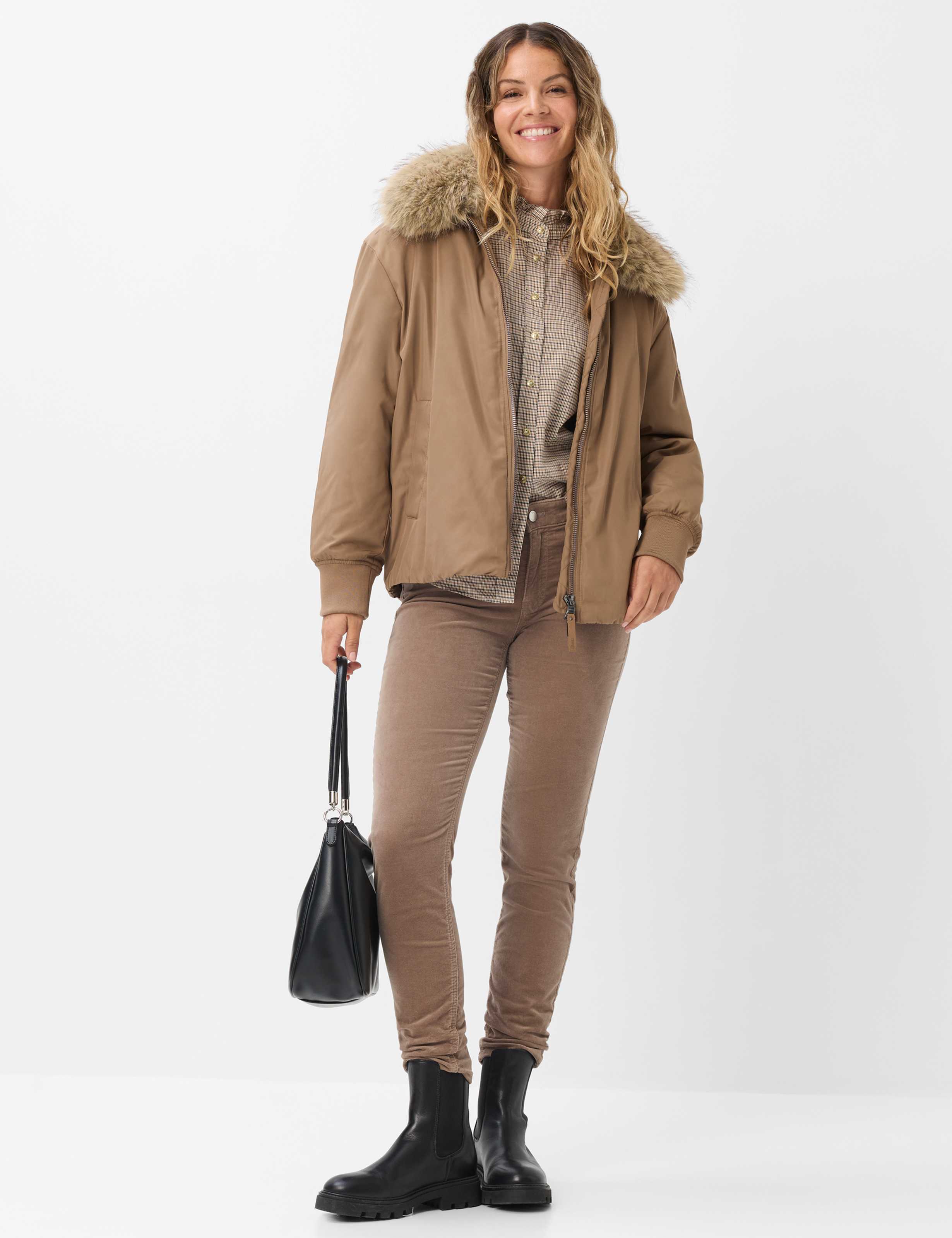 Women Style SHAKIRA Light Brown Slim Fit Model Outfit