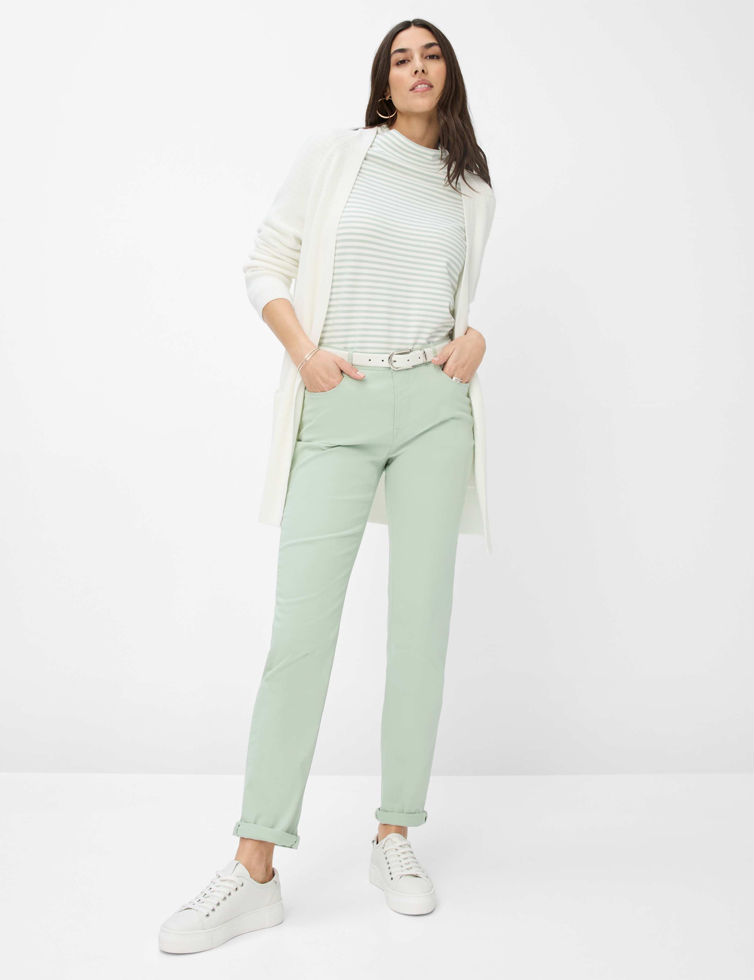Women Style MARY Light Green Regular Fit Model Outfit
