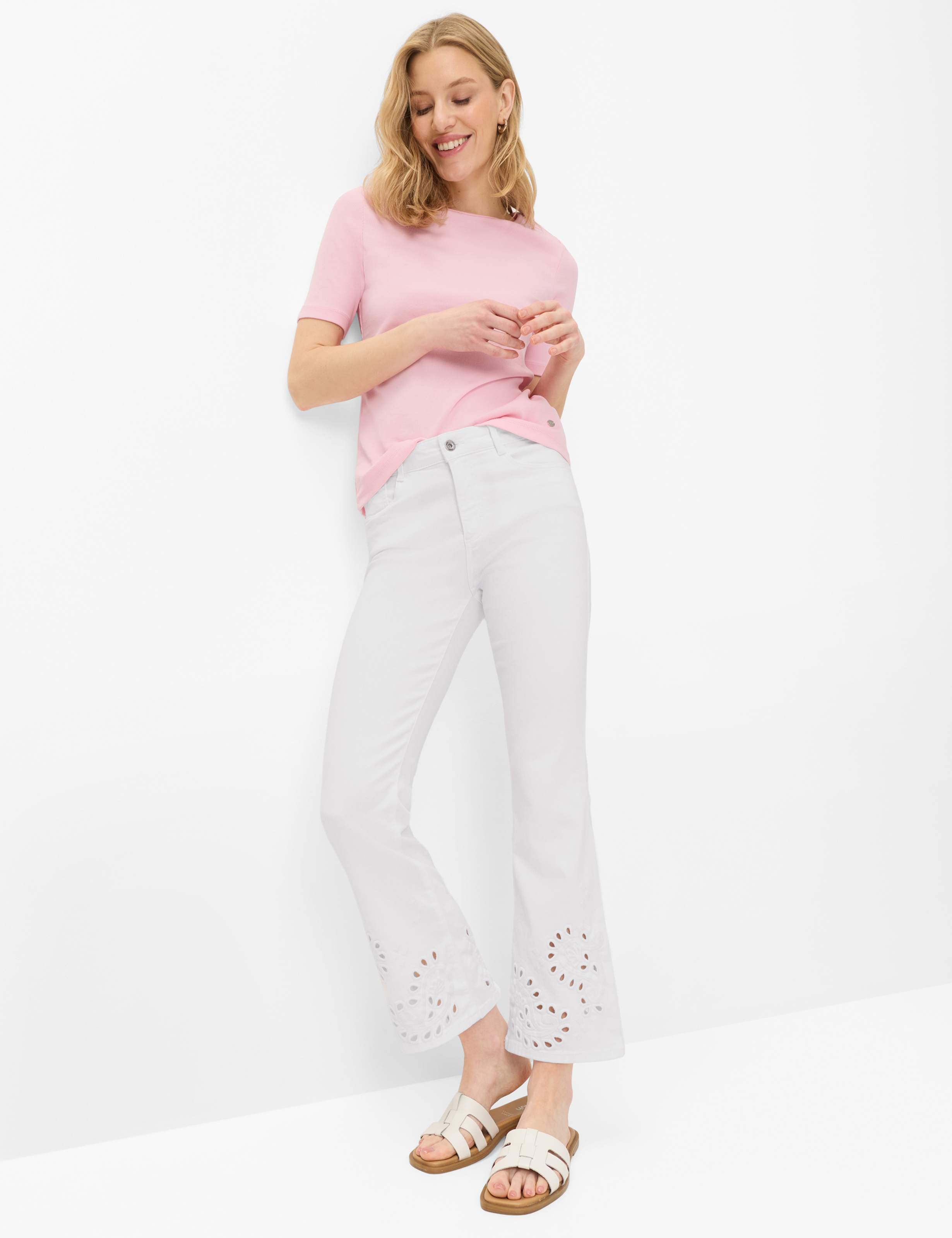 Femme Style CARINA S Rose  Tenue du mannequin