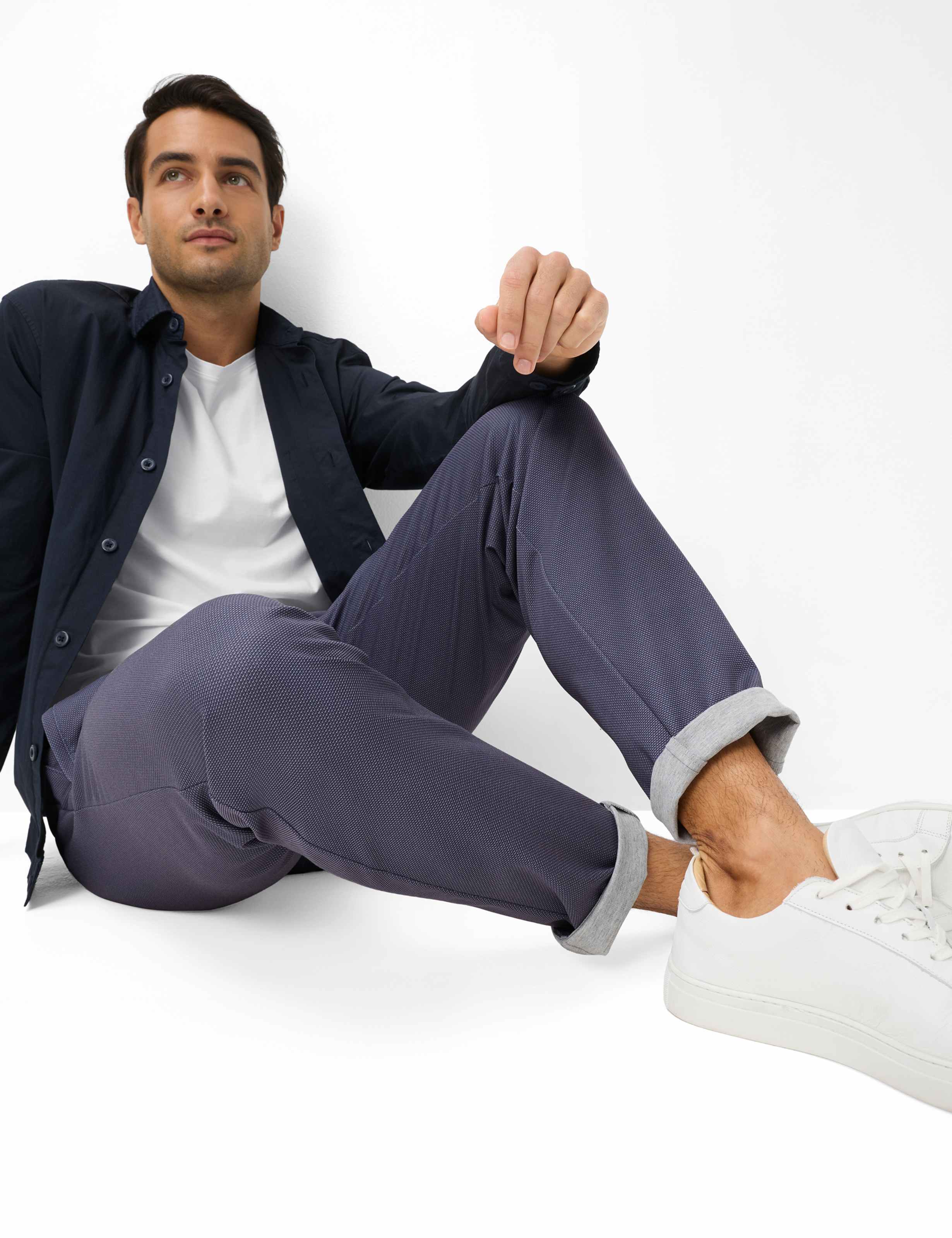 Men Style PHIL Blue Tapered Fit Detail 1