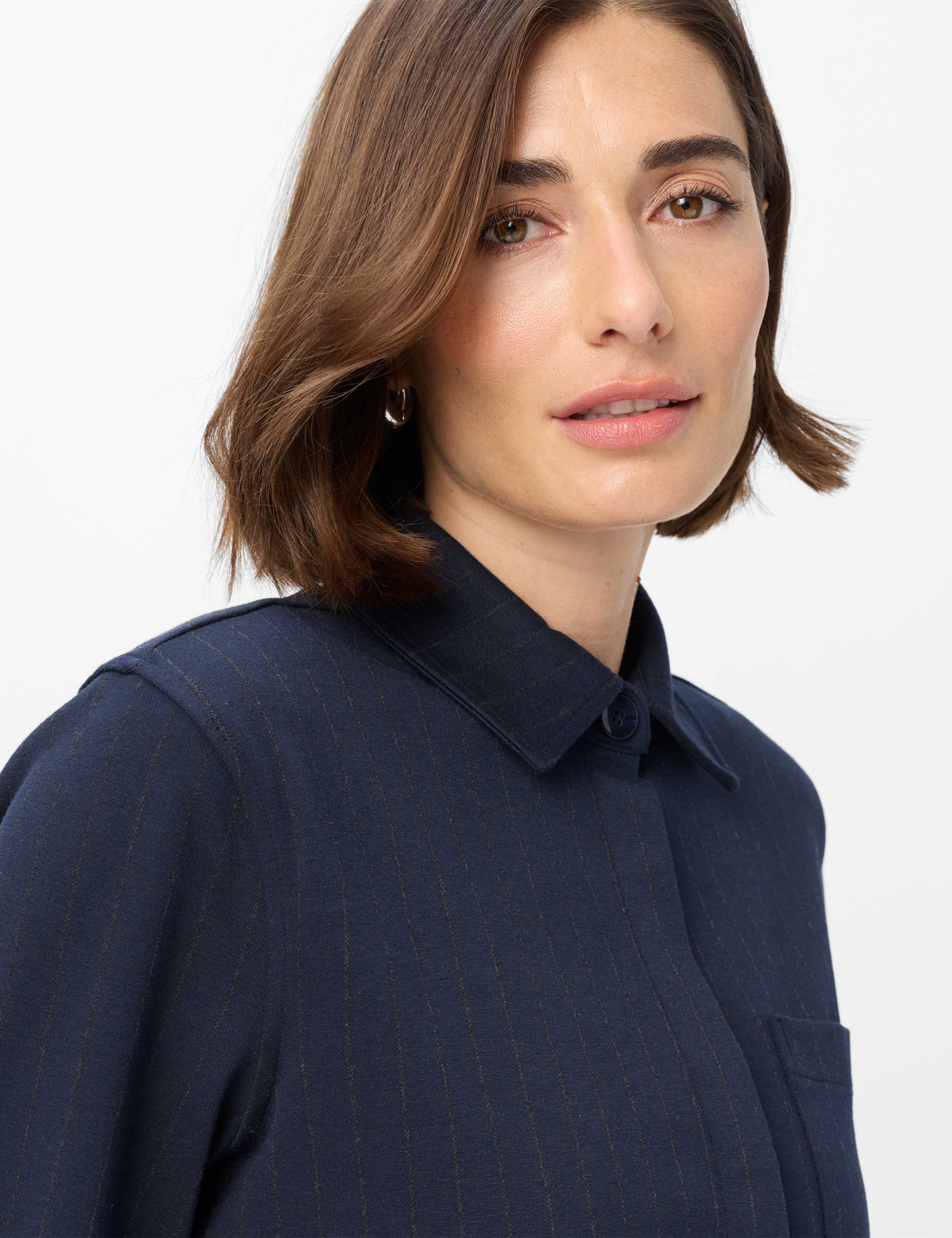 Shades of Blue, Women, Style BETTE L, DETAIL_TWO_ISHOP