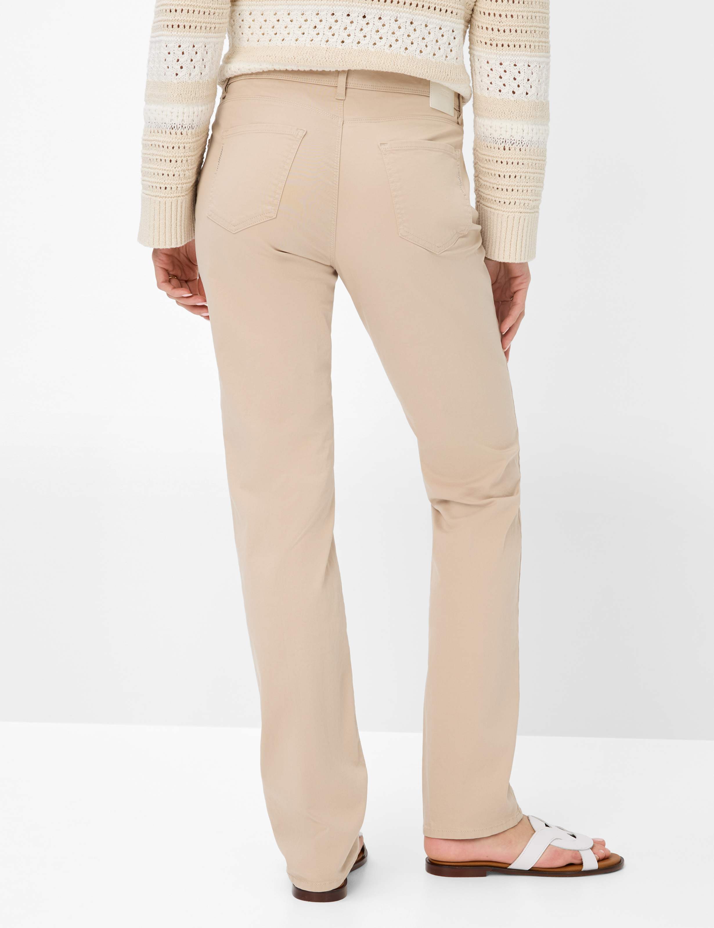 Femme Style MARY Beige Regular Fit Dos mannequin