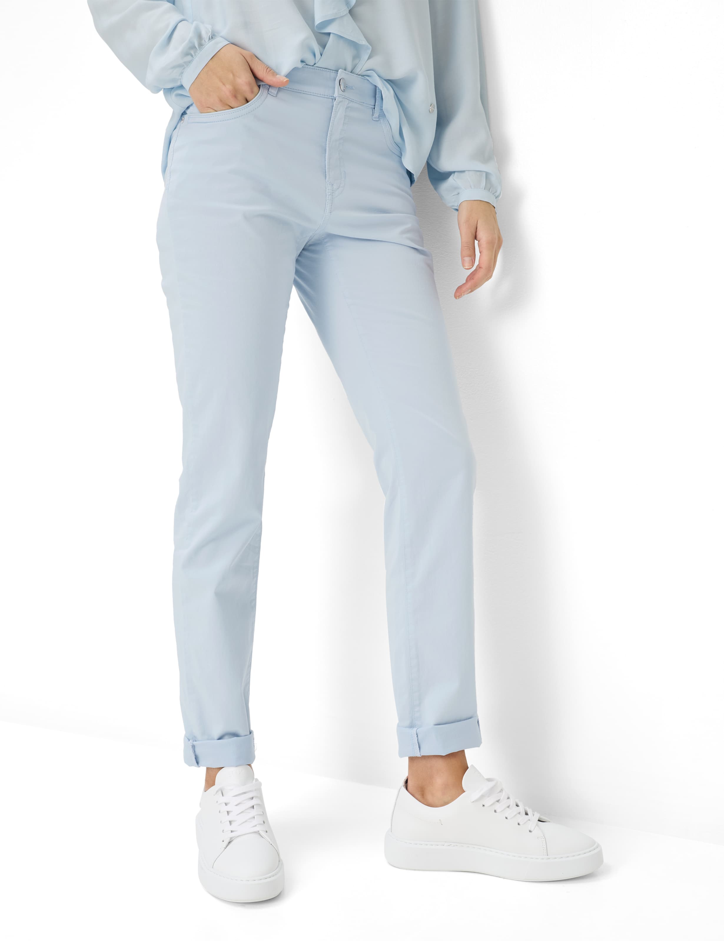 Shades of Blue, Women, Style CAROLA, MODEL_FRONT_ISHOP