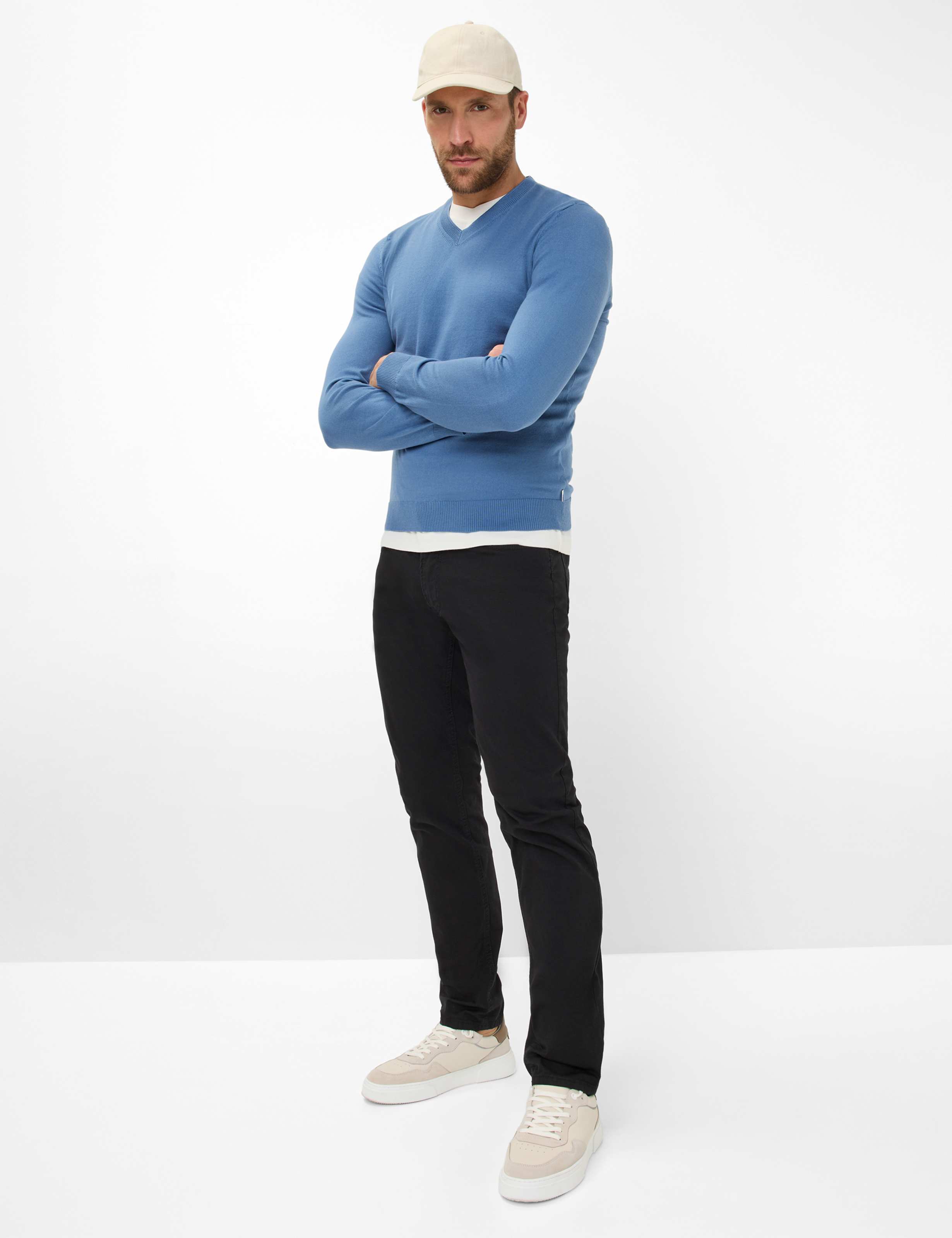 Herren Style CHUCK Schwarz Modern Fit Model Outfit
