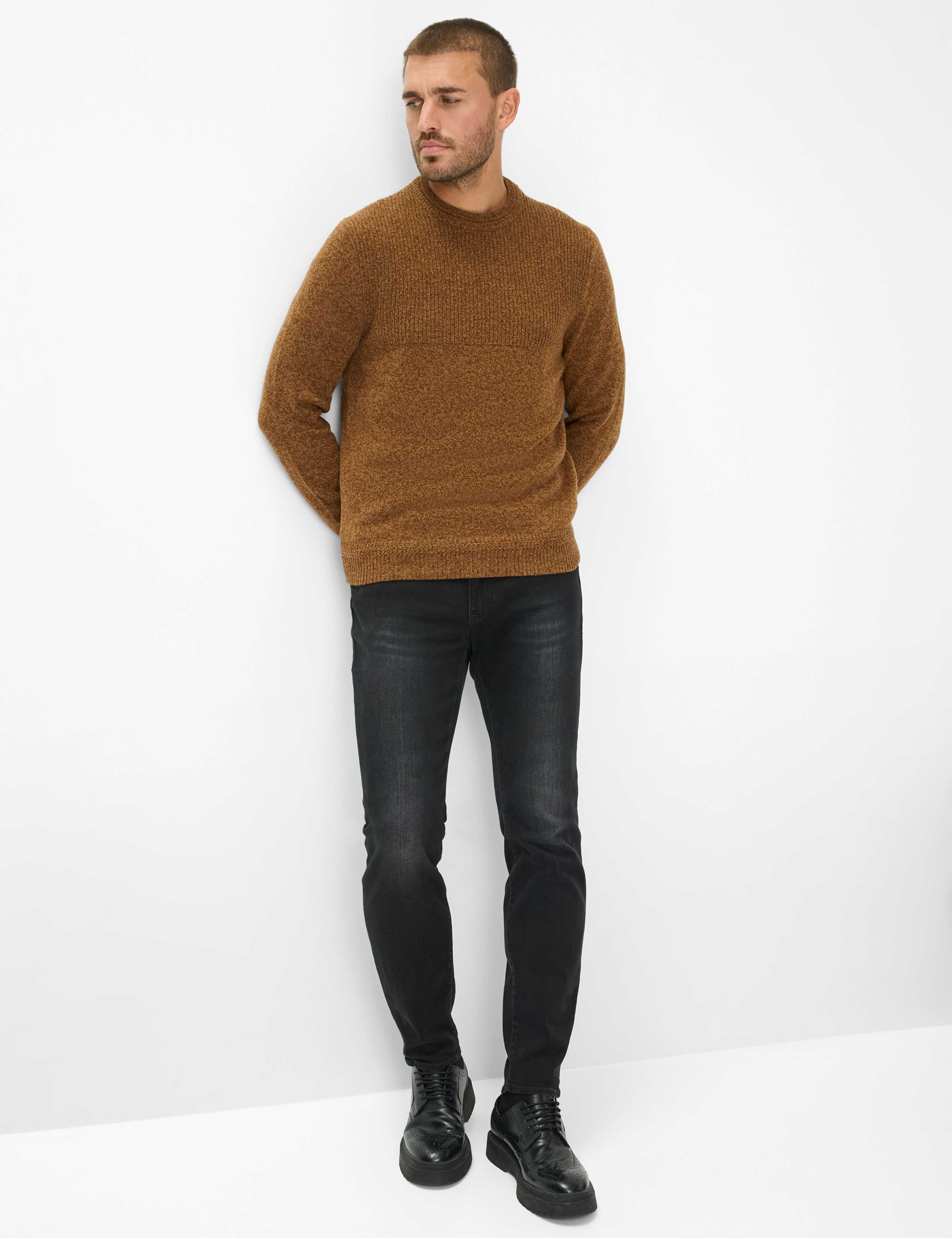 Men Style RICK Brown  Model Outfit