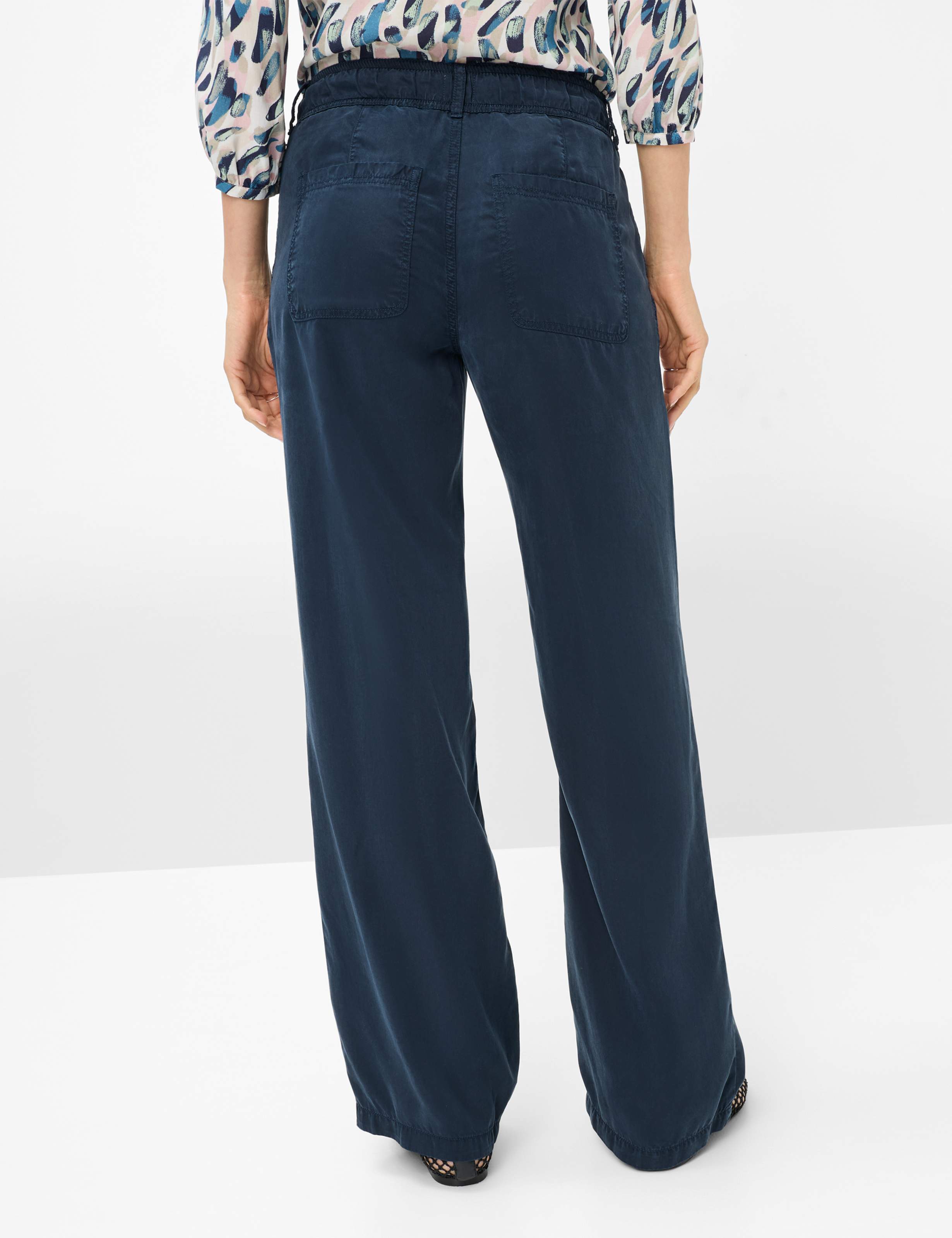 Women Style MAINE Dark Blue Wide Leg Model back