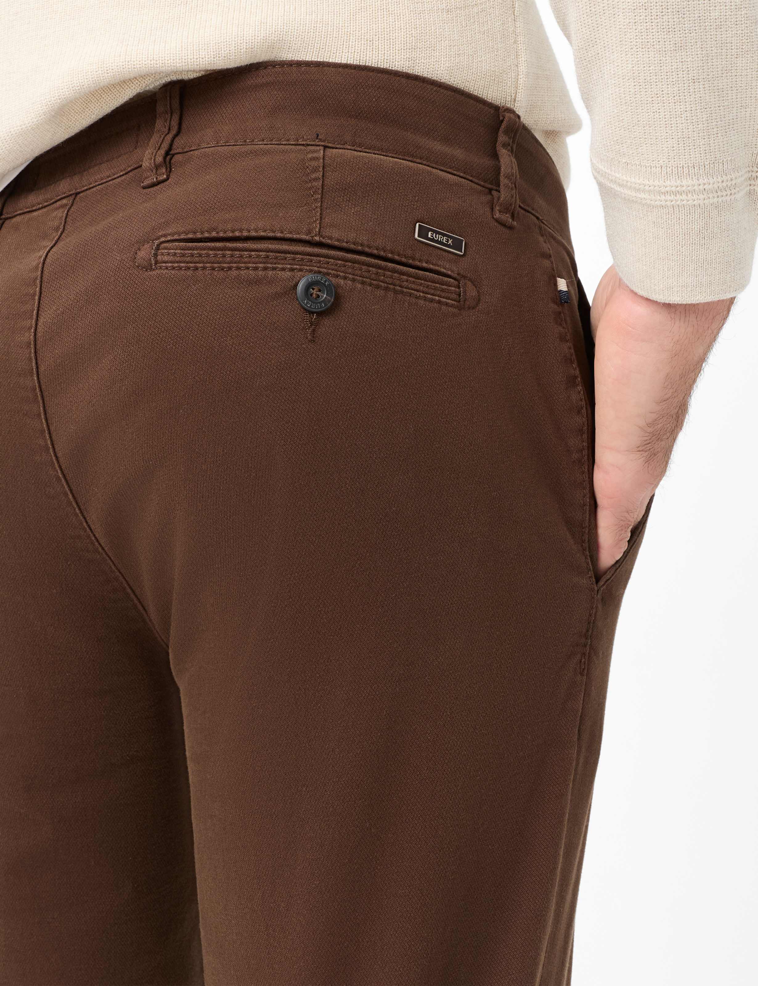 Heren Style JIM Donkerbruin Regular Fit Detail 2