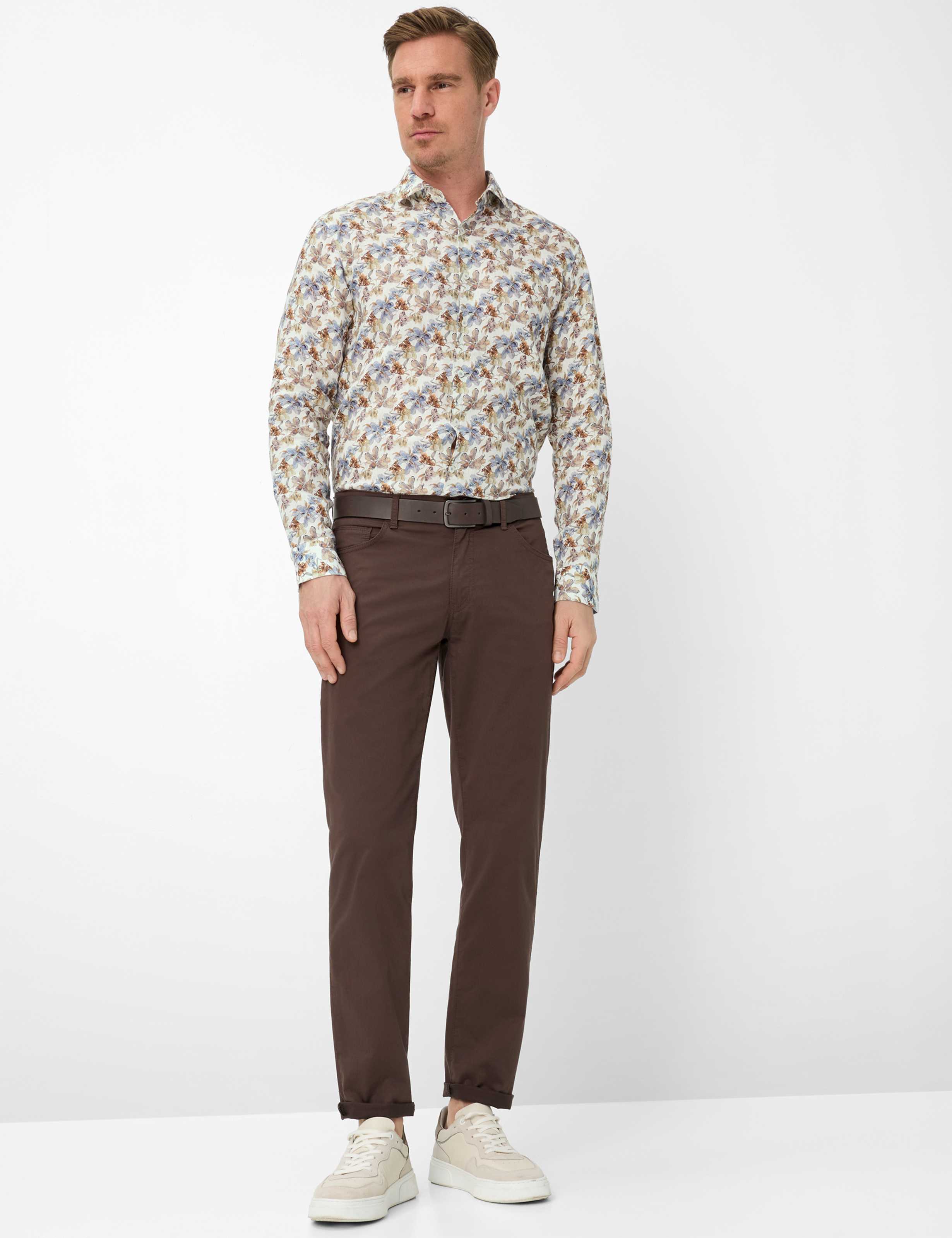 Homme Style CADIZ Marron Foncé Straight Fit Tenue du mannequin