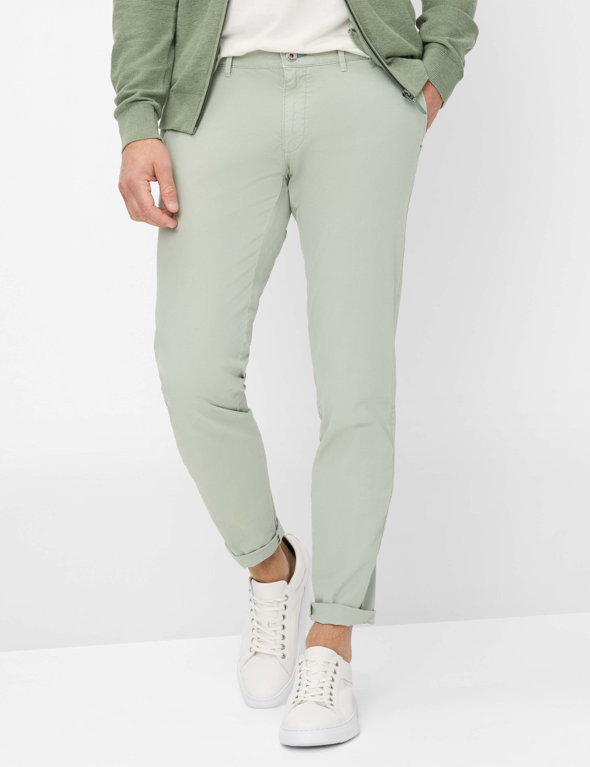 Herren Style SILVIO Hellgrün Slim Fit Model Front