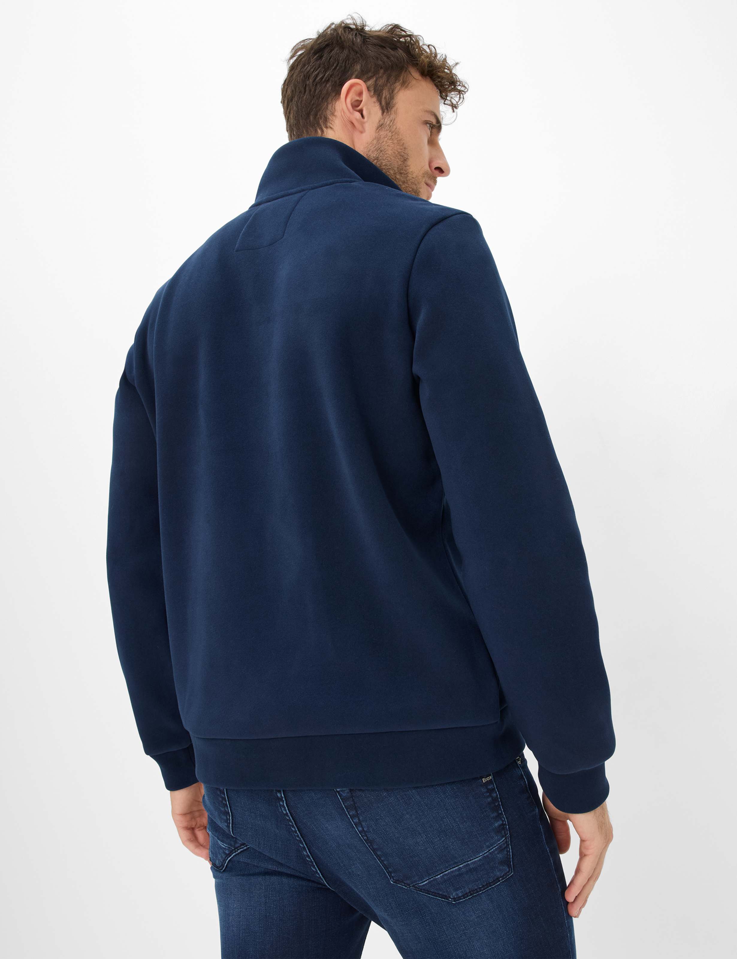 Nuancer af blå, Mænd, Style SION, MODEL_RUECK_ISHOP