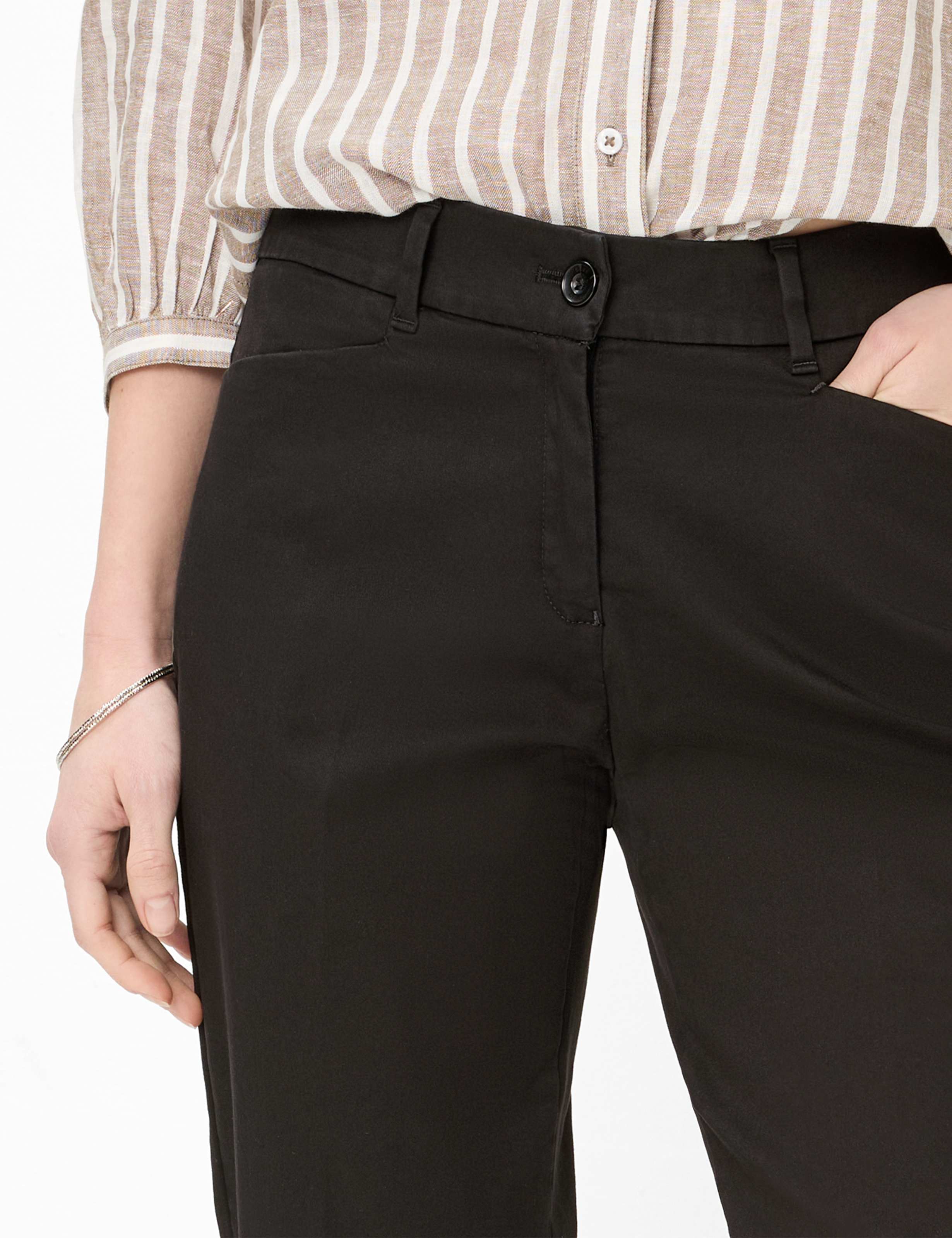 Damen Style MARA S Perma Schwarz Regular Fit Detail 2